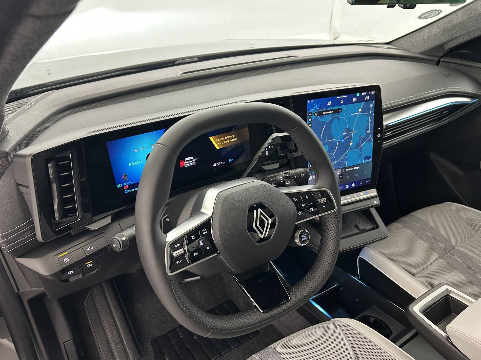 Vente en ligne Renault Scenic E-Tech Scenic E-Tech électrique 220 ch grande autonomie au prix de 40 990 €