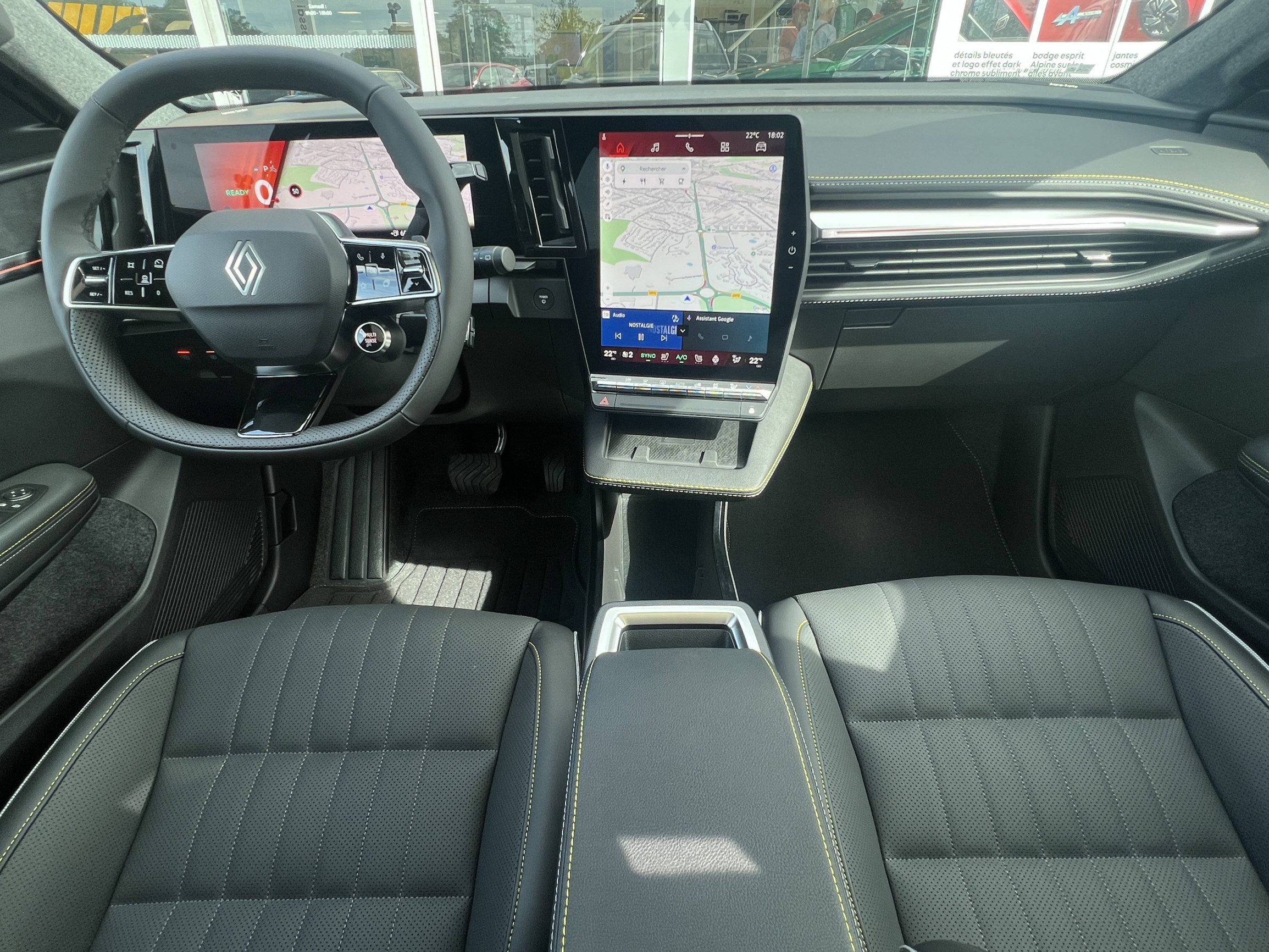 Vente en ligne Renault Scenic E-Tech Scenic E-Tech électrique 220 ch grande autonomie au prix de 50 490 €