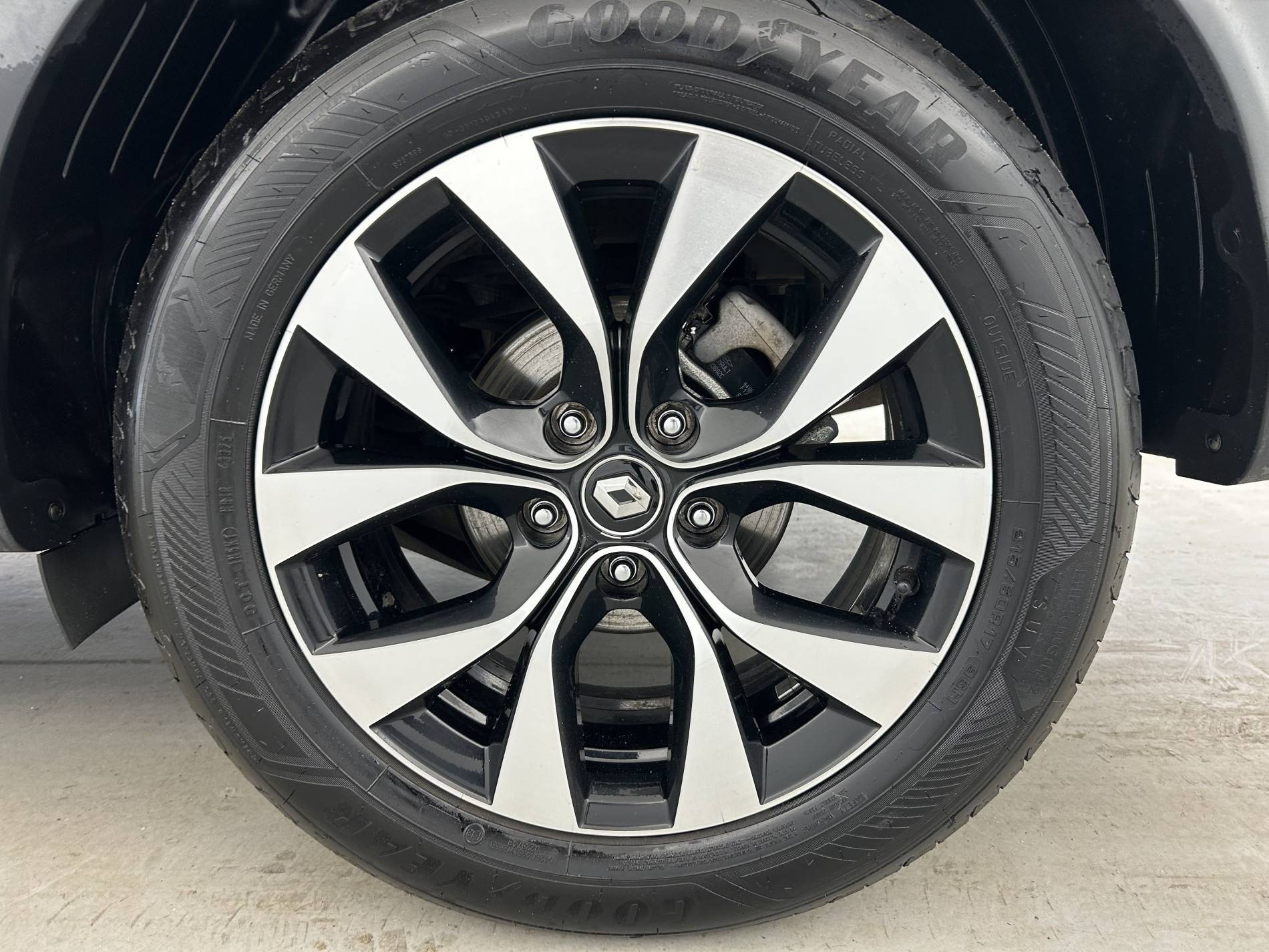 Vente en ligne Renault Arkana  E-Tech 145 au prix de 16 990 €