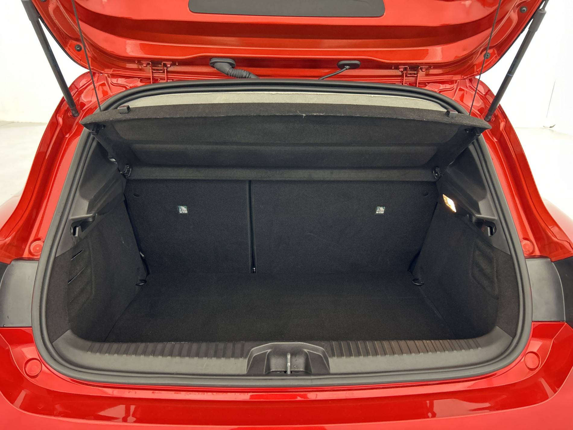 Vente en ligne Renault Clio 5 Clio E-Tech full hybrid 145 ch GSR2 au prix de 19 590 €