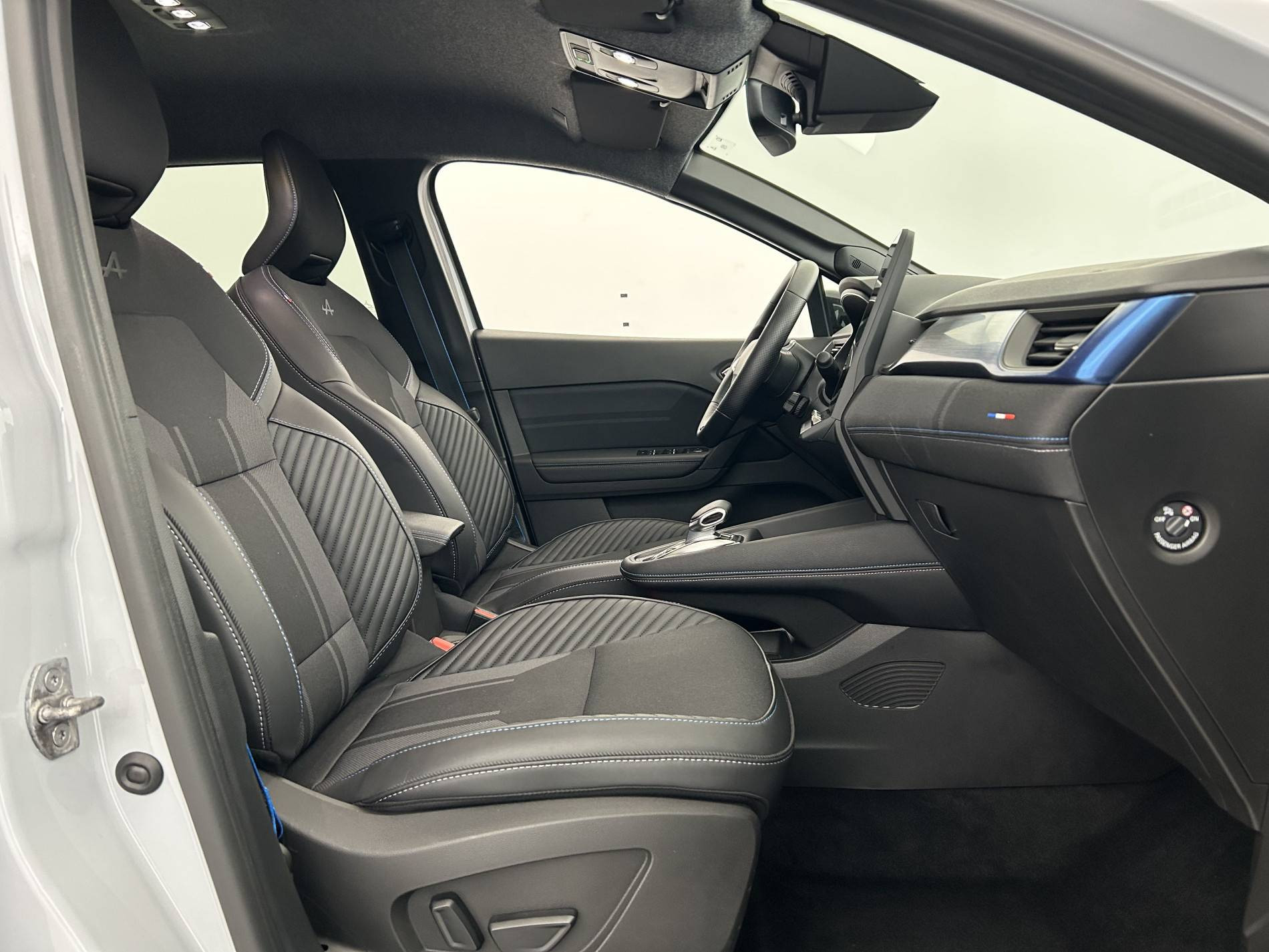 Vente en ligne Renault Symbioz  E-Tech full hybrid 145 au prix de 28 690 €