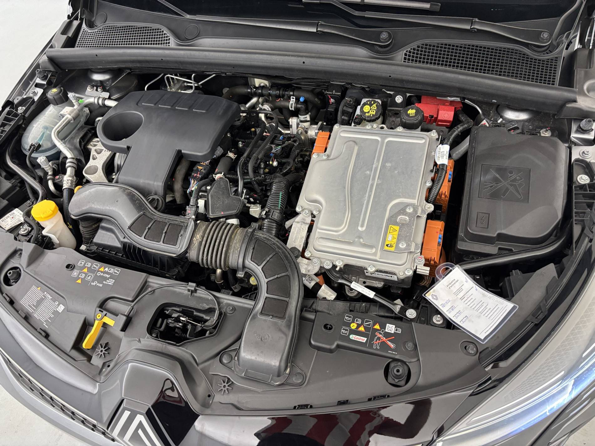 Vente en ligne Renault Clio 5 Clio E-Tech full hybrid 145 ch GSR2 au prix de 18 890 €