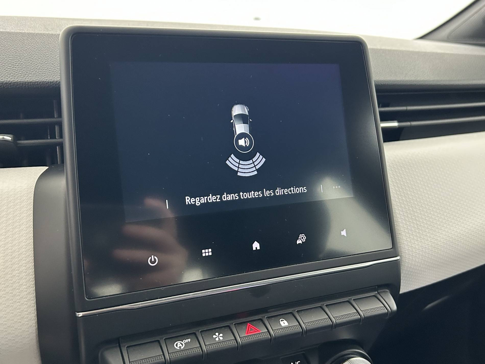 Vente en ligne Renault Clio 5 Clio Blue dCi 100 - 21N au prix de 15 290 €