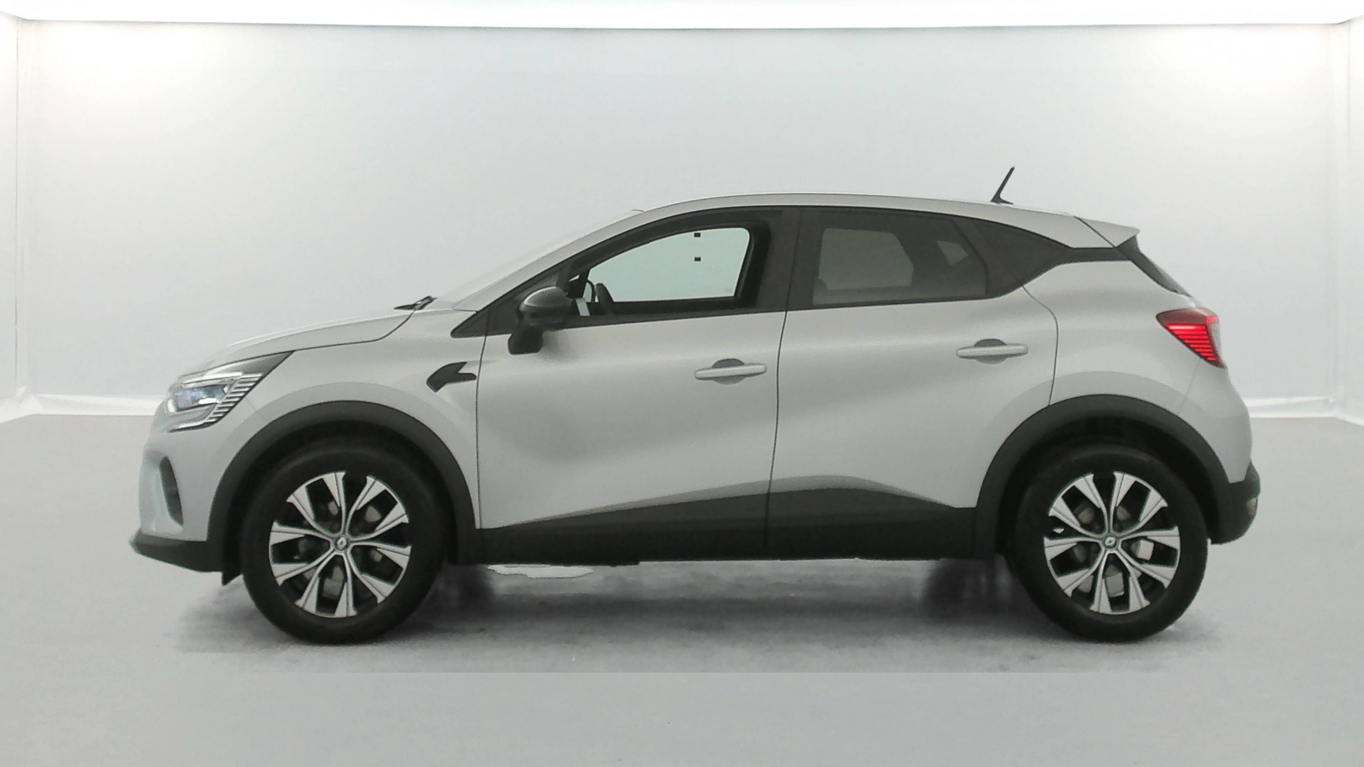 Vente en ligne Renault Captur  TCe 90 au prix de 16 990 €