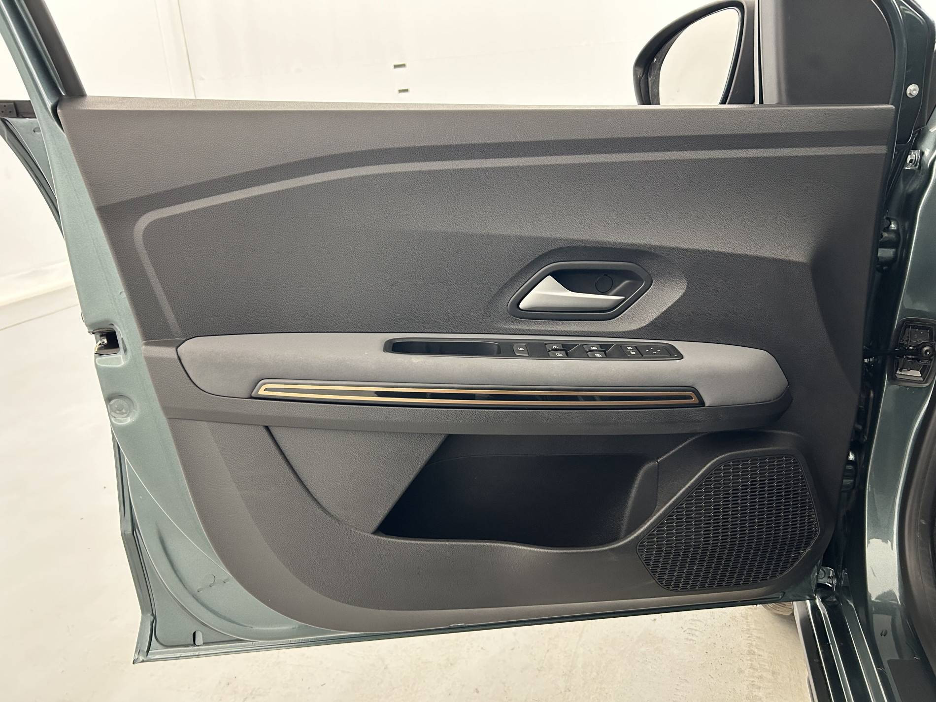 Vente en ligne Dacia Jogger  Hybrid 140 7 places GSR2 au prix de 24 790 €