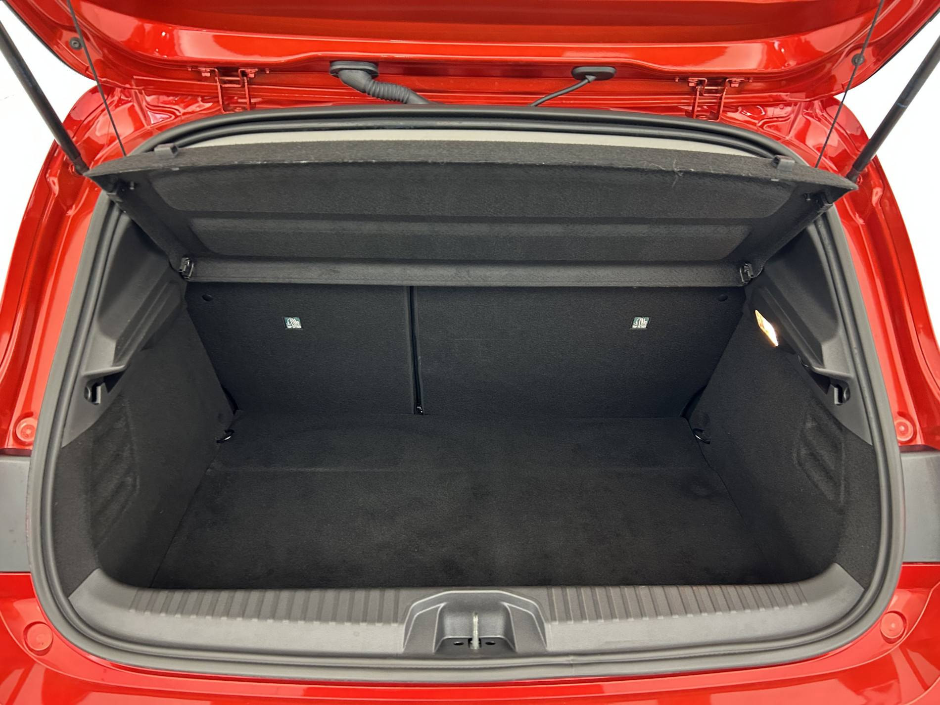 Vente en ligne Renault Clio 5 Clio E-Tech full hybrid 145 ch GSR2 au prix de 19 890 €