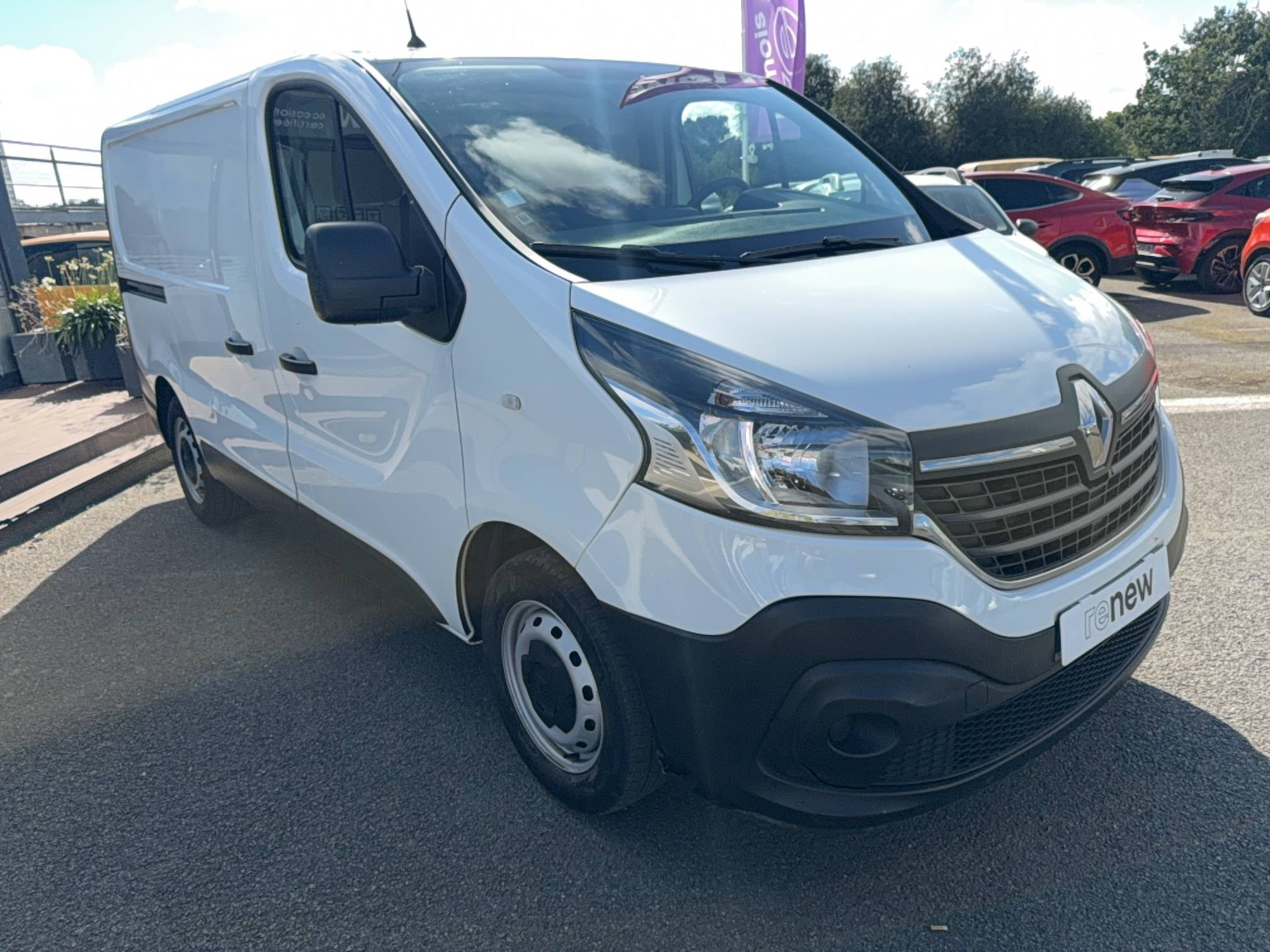 Vente en ligne Renault Trafic 3 Fourgon TRAFIC FGN L1H1 1000 KG DCI 120 au prix de 19 990 €