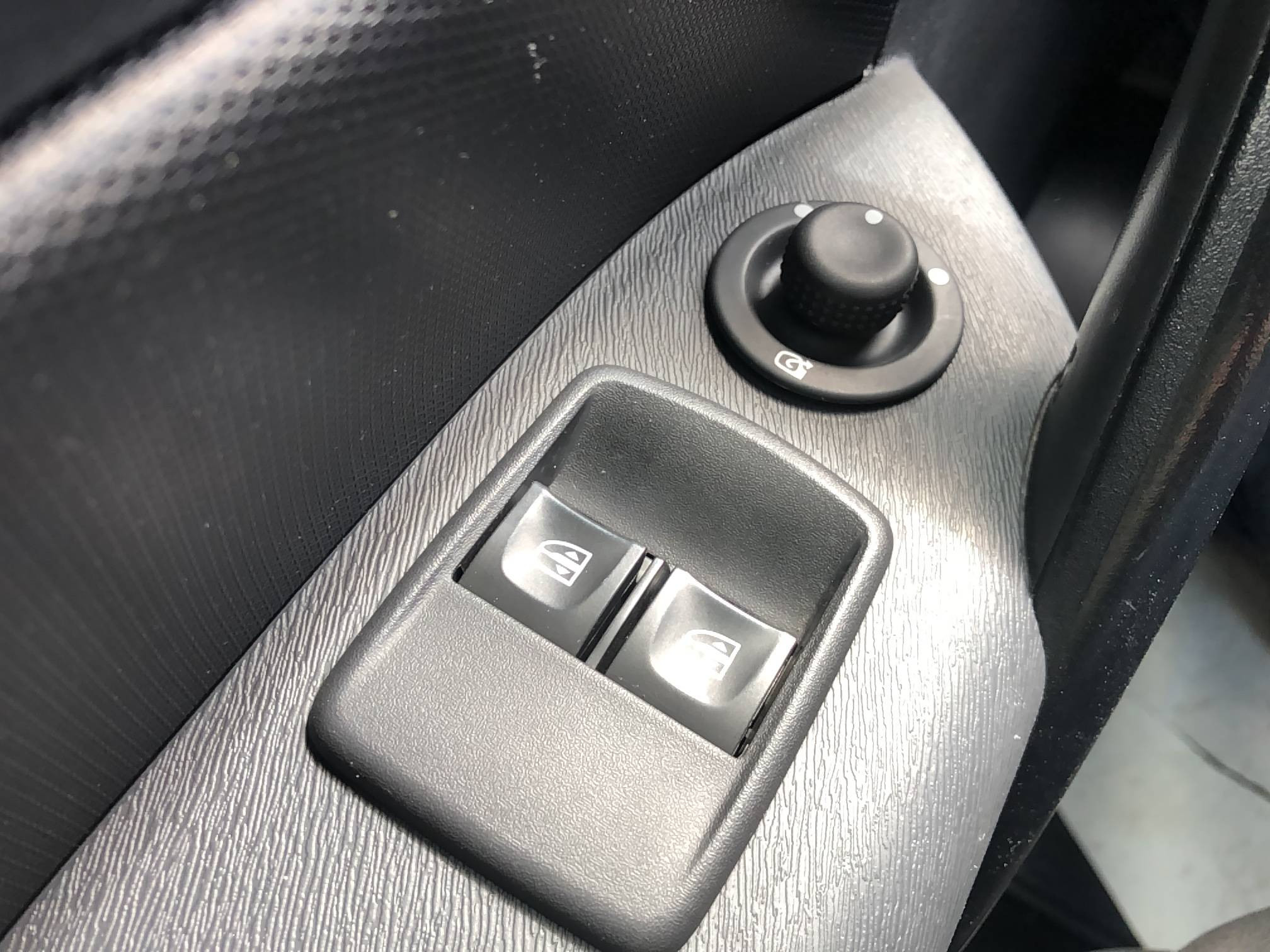 Vente en ligne Renault Kangoo Express  BLUE DCI 95 au prix de 12 990 €