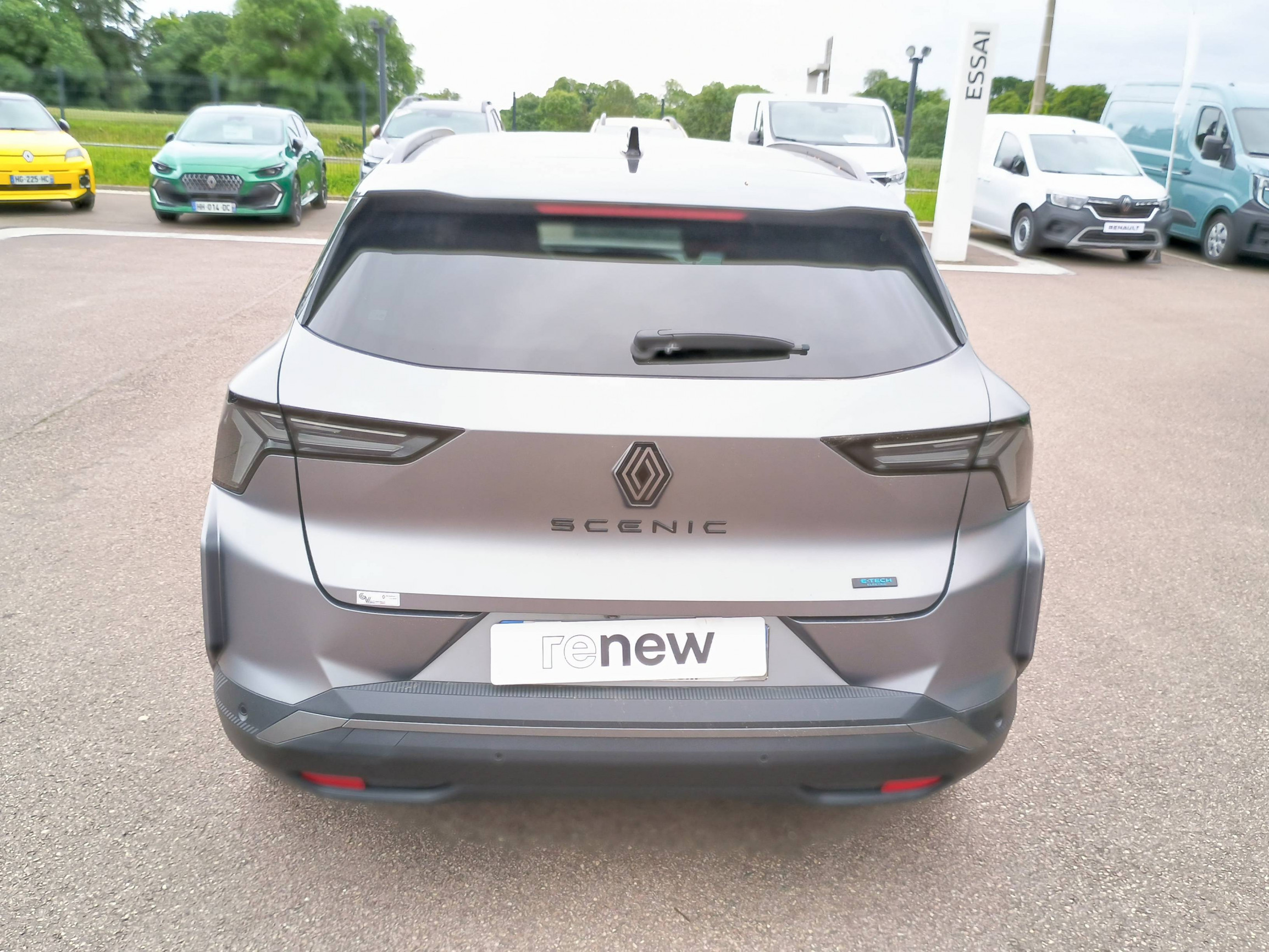Vente en ligne Renault Scenic E-Tech Scenic E-Tech électrique 220 ch grande autonomie au prix de 40 990 €