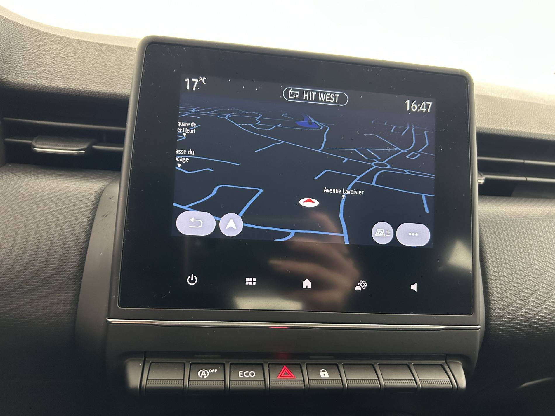 Vente en ligne Renault Clio 5 Clio Blue dCi 100 - 21N au prix de 14 990 €