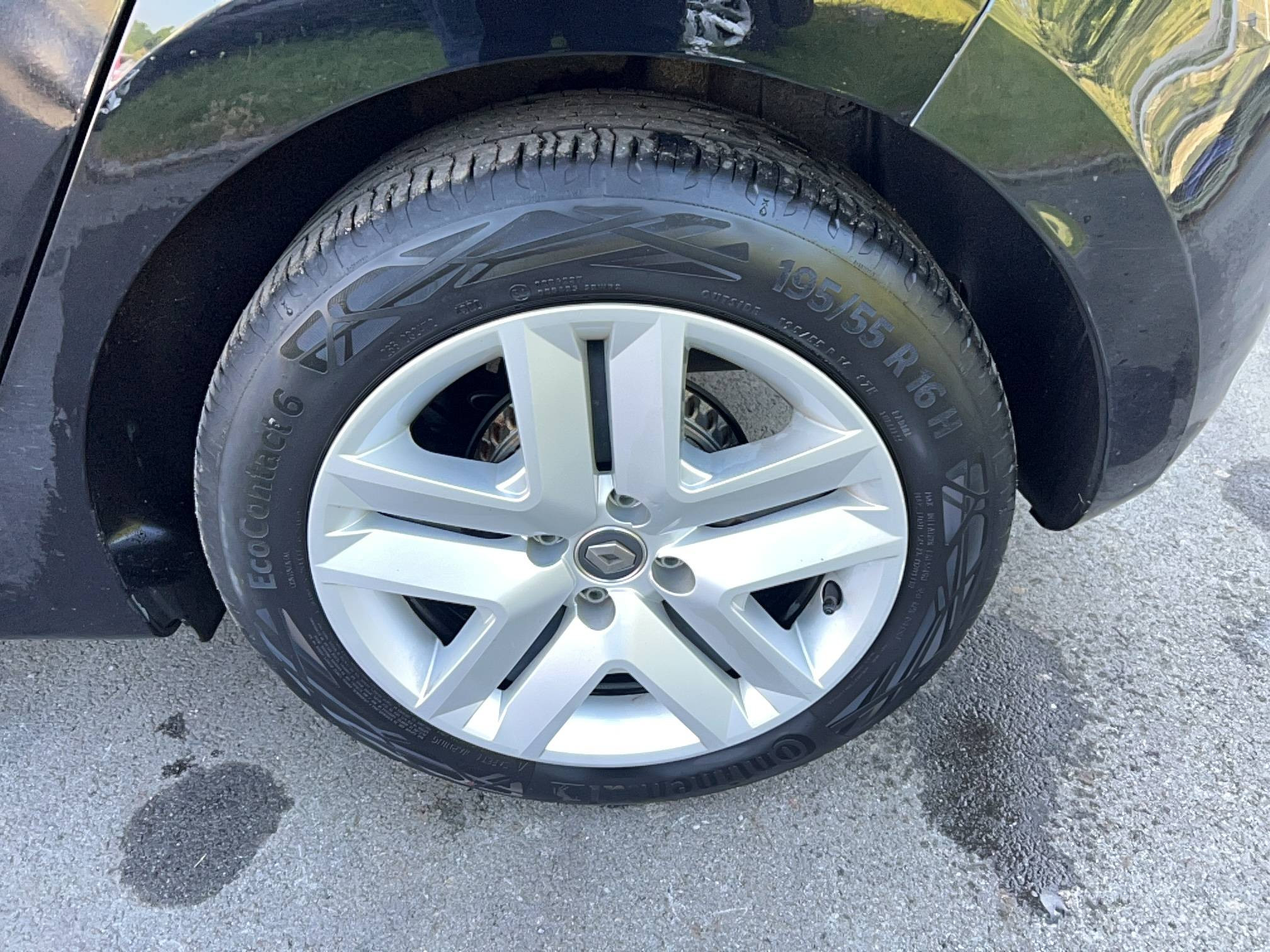 Vente en ligne Renault Clio 5 Clio TCe 90 au prix de 12 590 €