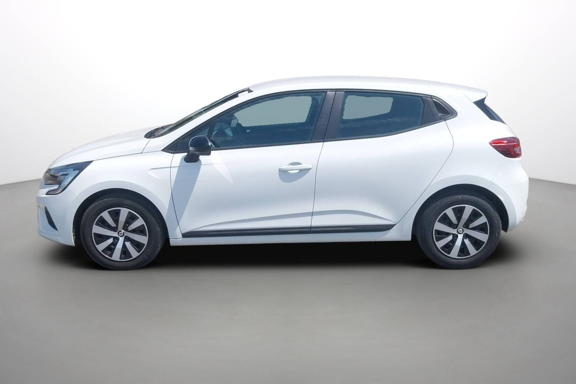 Vente en ligne Renault Clio 5 Clio TCe 90 au prix de 14 490 €