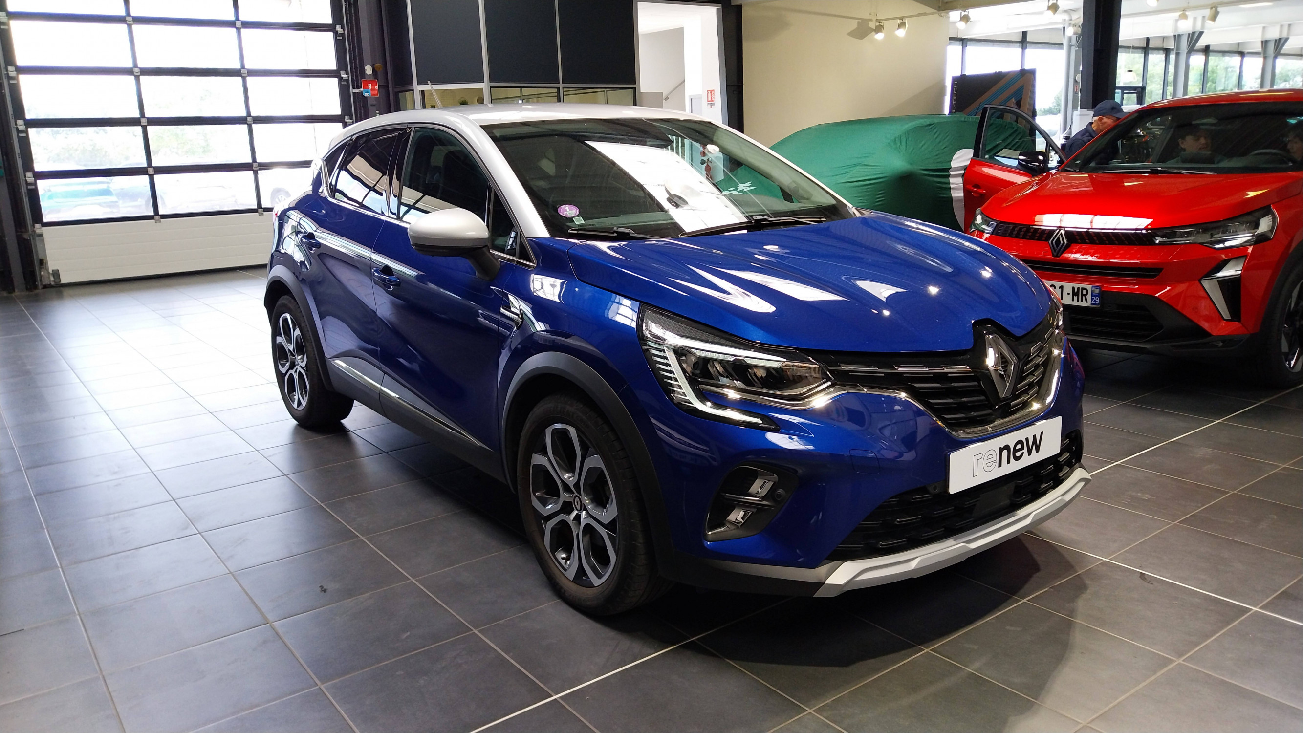 Vente en ligne Renault Captur  E-Tech 145 - 21 au prix de 18 490 €