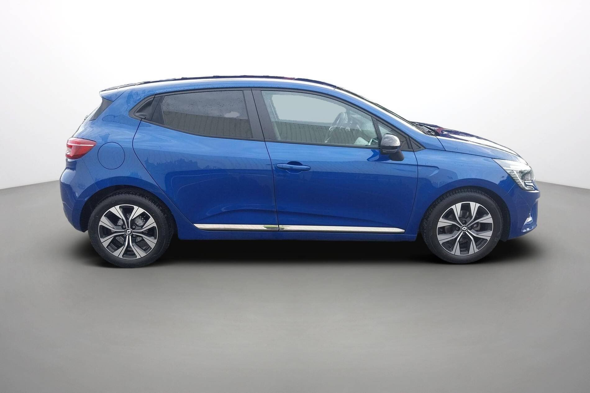 Vente en ligne Renault Clio 5 Clio TCe 90 au prix de 13 990 €
