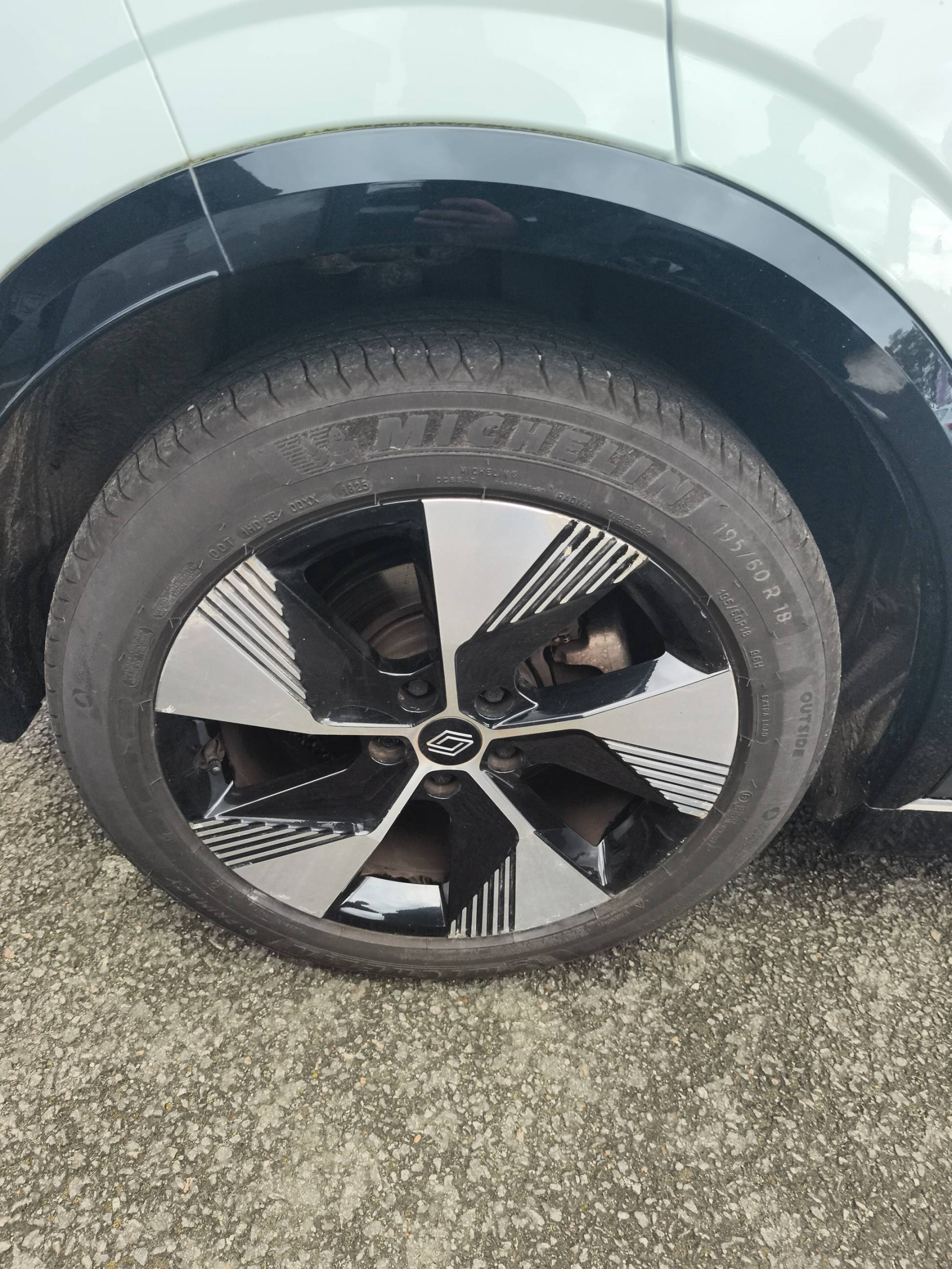 Vente en ligne Renault Megane E-Tech  EV60 220 ch super charge au prix de 21 490 €