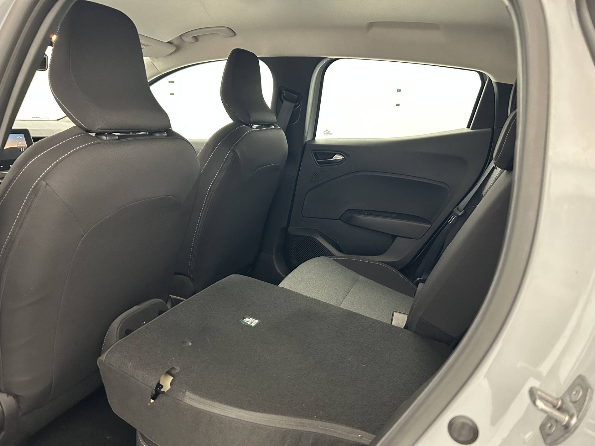 Vente en ligne Renault Clio 5 Clio TCe 90 ch GSR2 au prix de 15 790 €
