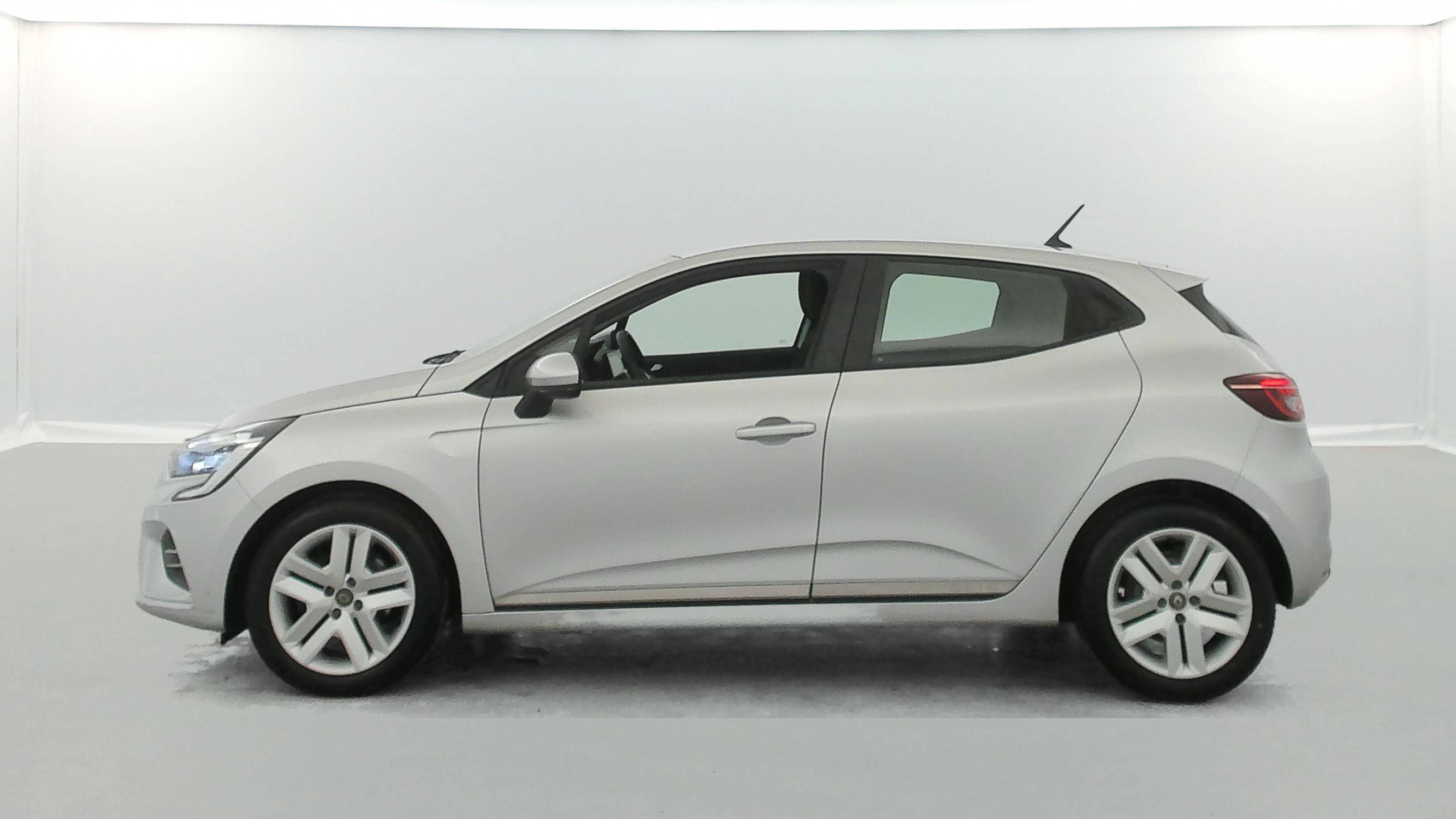 Vente en ligne Renault Clio 5 Clio Blue dCi 100 - 21N au prix de 14 490 €