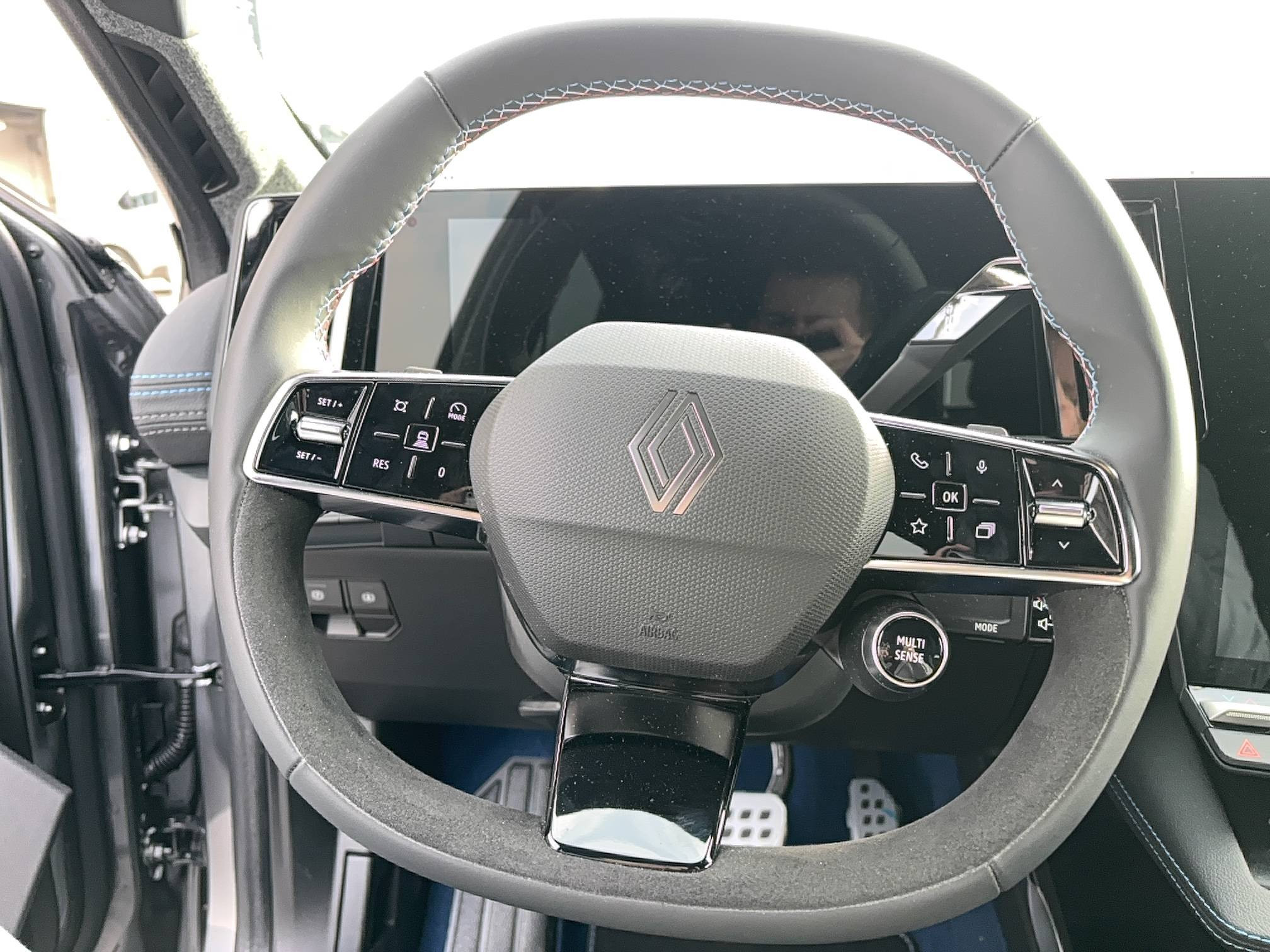 Vente en ligne Renault Scenic E-Tech  220 ch grande autonomie au prix de 45 900 €