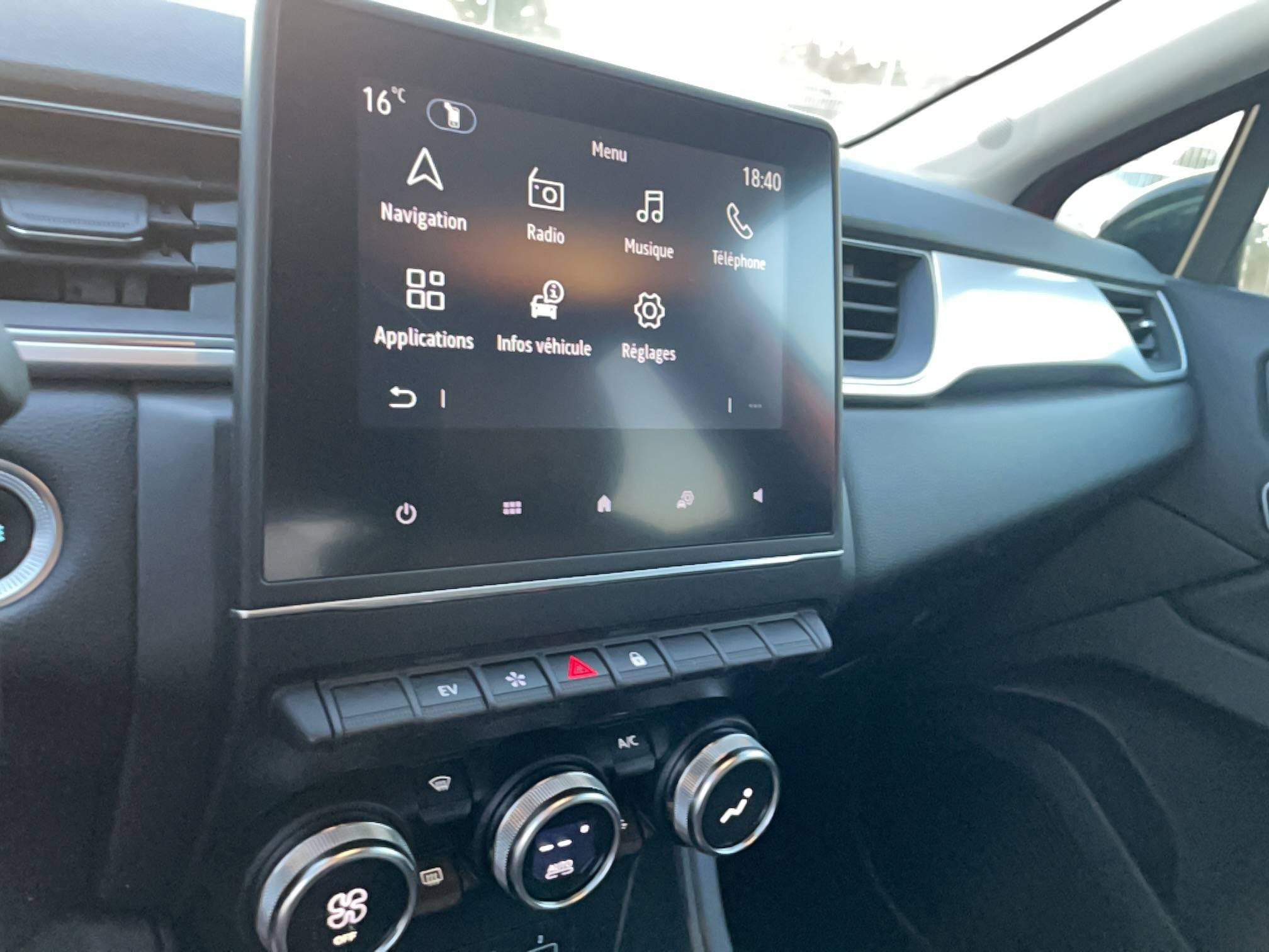 Vente en ligne Renault Captur  E-Tech 145 - 21 au prix de 18 490 €