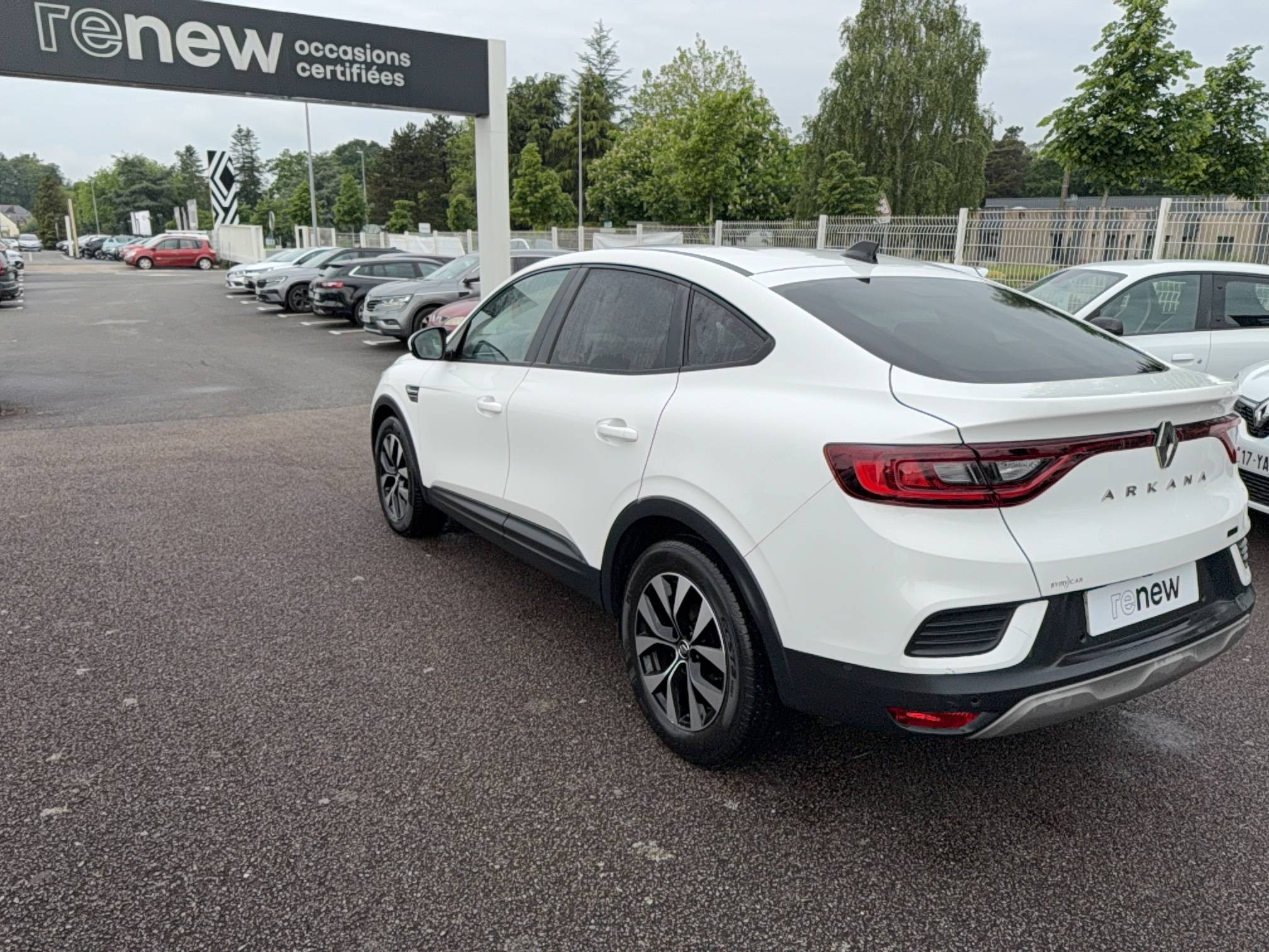 Vente en ligne Renault Arkana  E-Tech hybride 145 - 22 au prix de 17 790 €