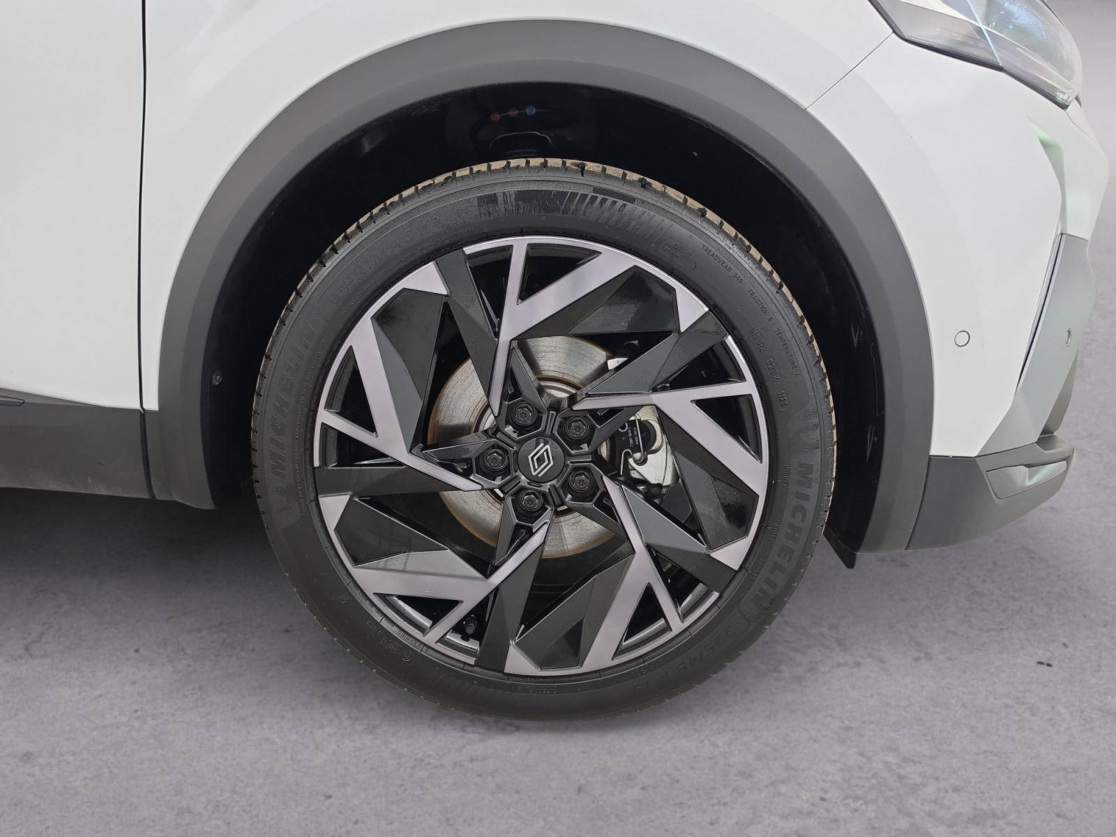 Vente en ligne Renault Captur  E-Tech full hybrid 145 ch au prix de 25 990 €