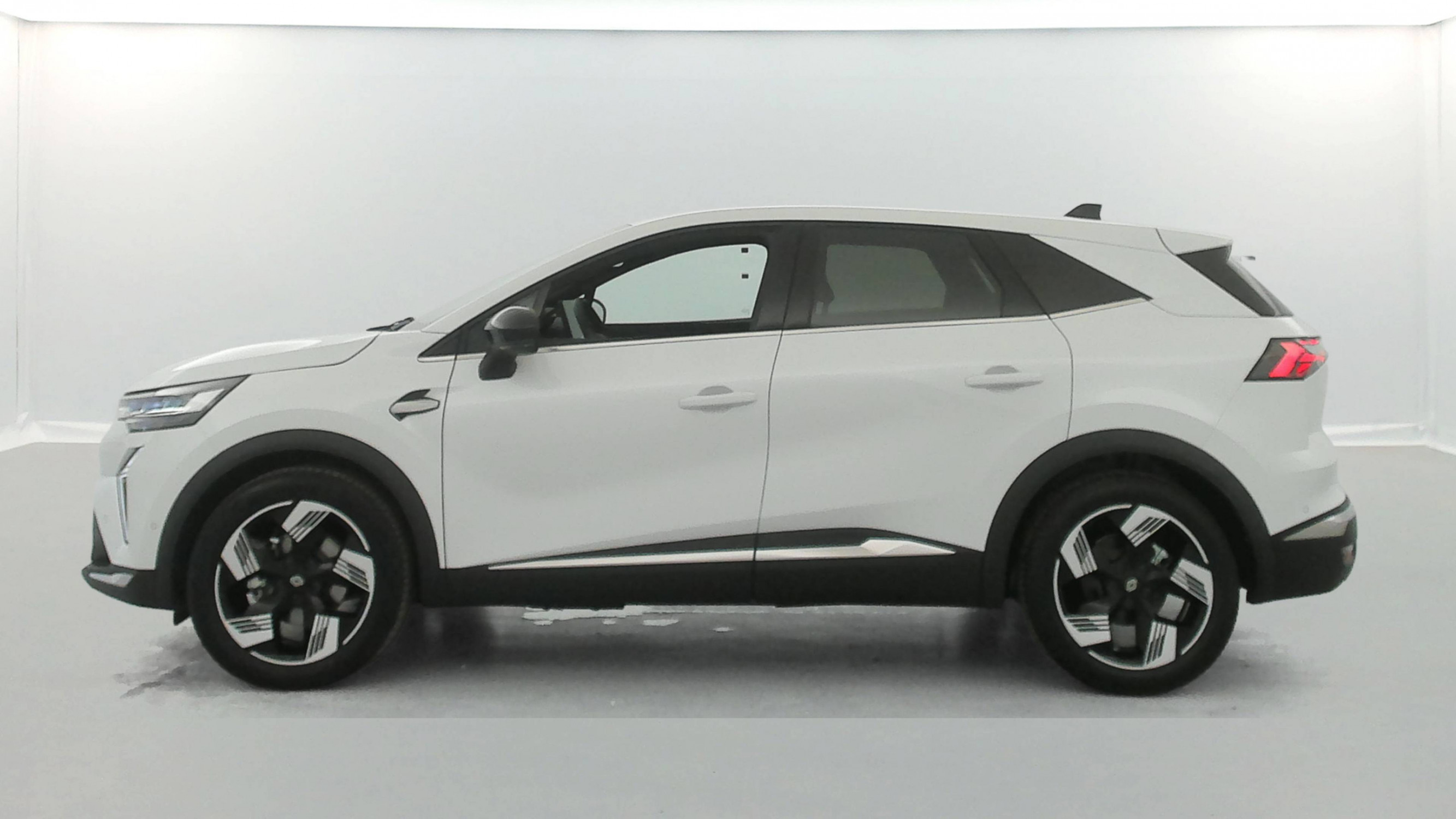 Vente en ligne Renault Symbioz  E-Tech full hybrid 145 au prix de 26 890 €