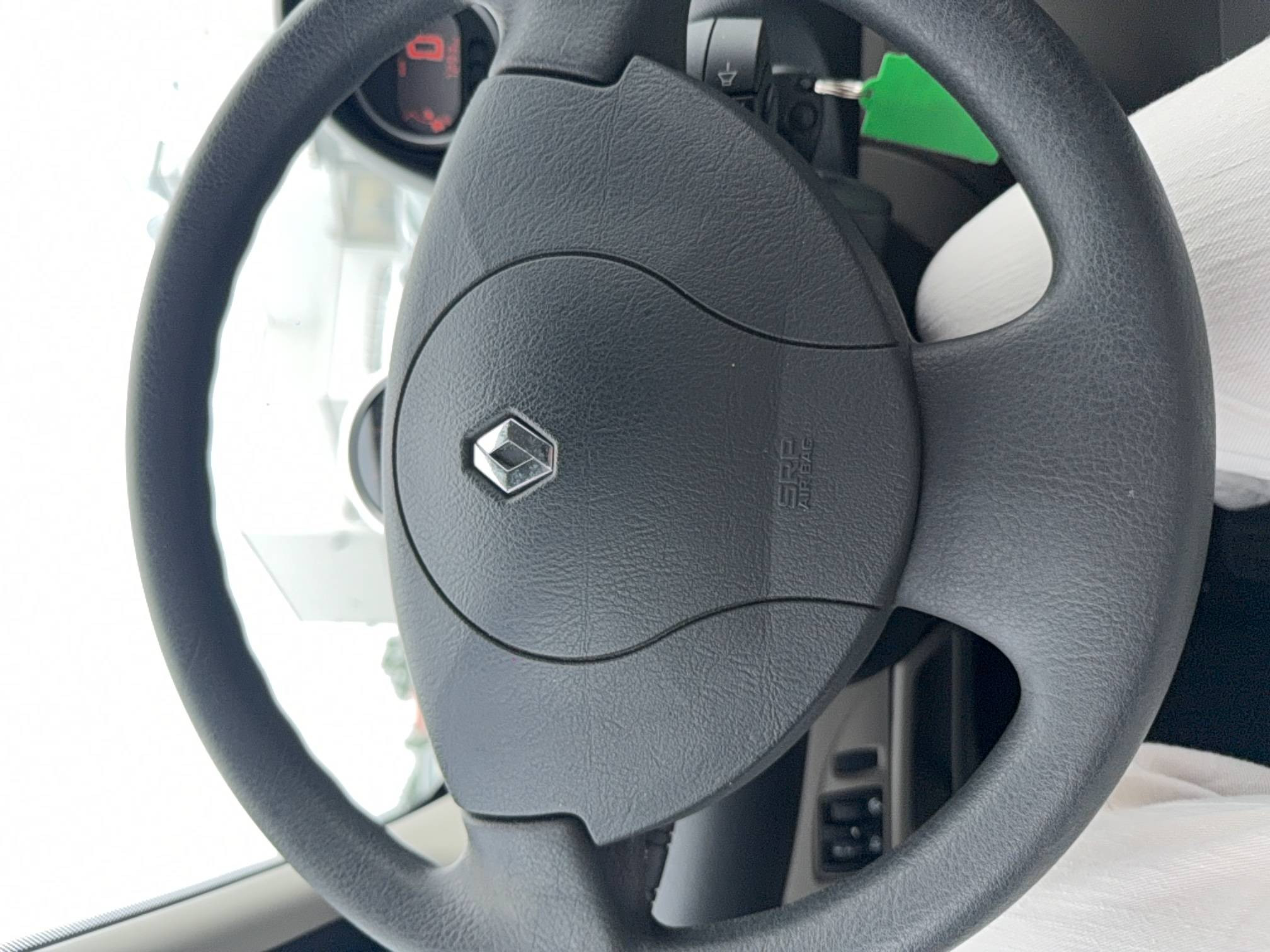 Vente en ligne Renault Twingo 2  1.2 16v 75 au prix de 6 490 €