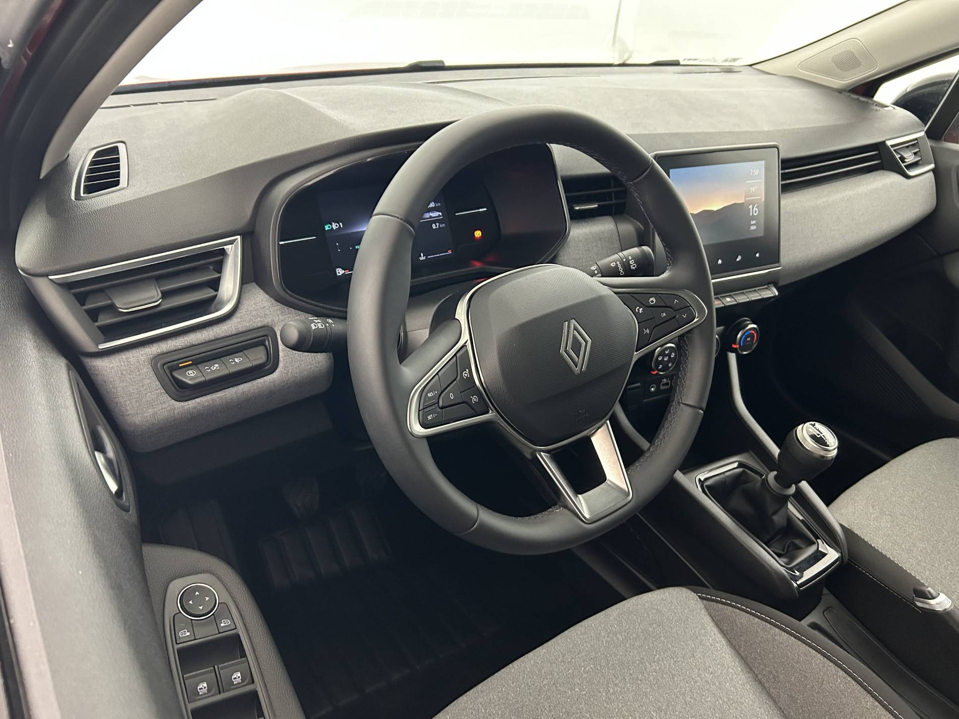 Vente en ligne Renault Clio 5 Clio Blue dCi 100 ch GSR2 au prix de 17 790 €