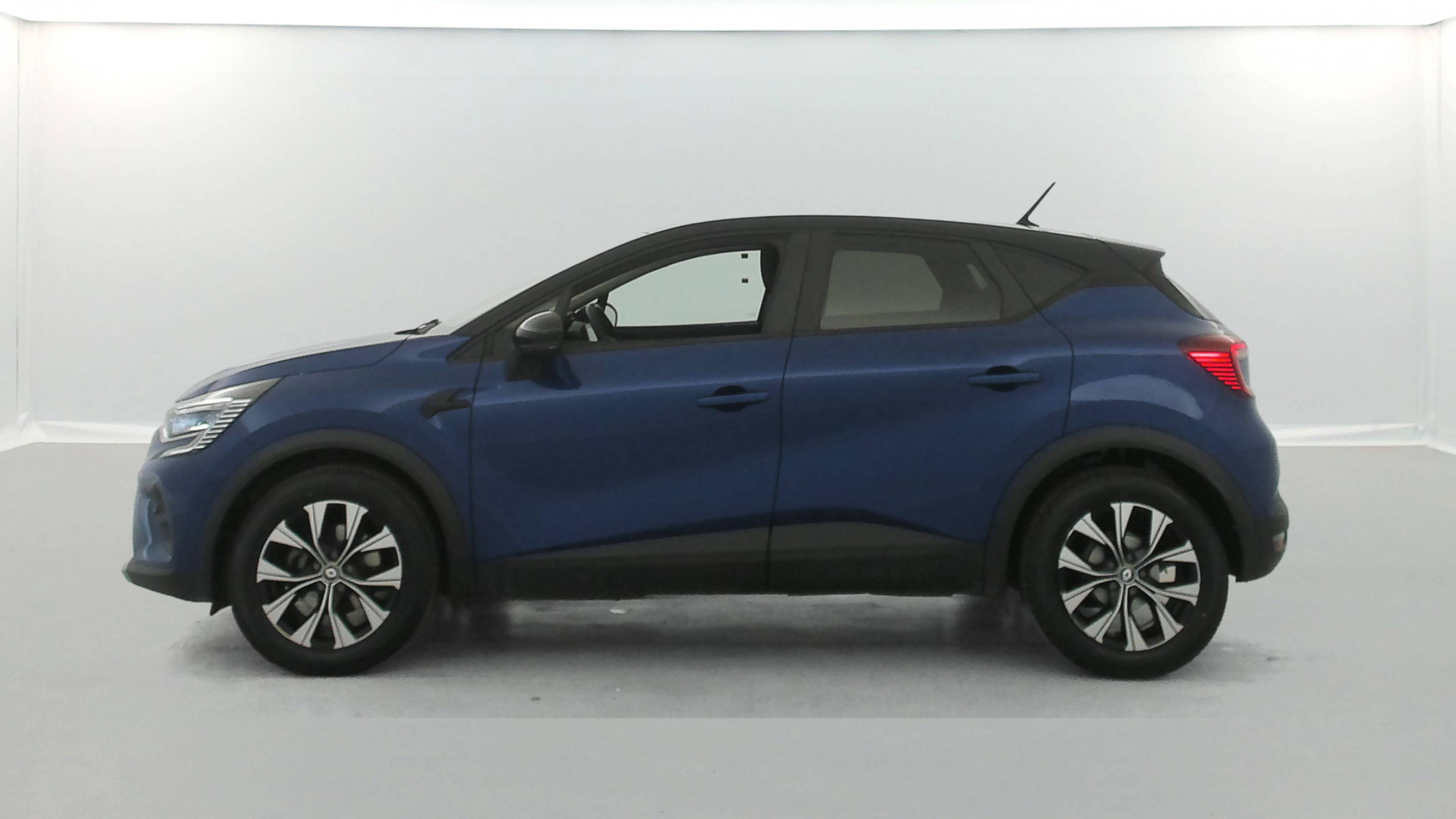 Vente en ligne Renault Captur  E-Tech full hybrid 145 au prix de 17 490 €