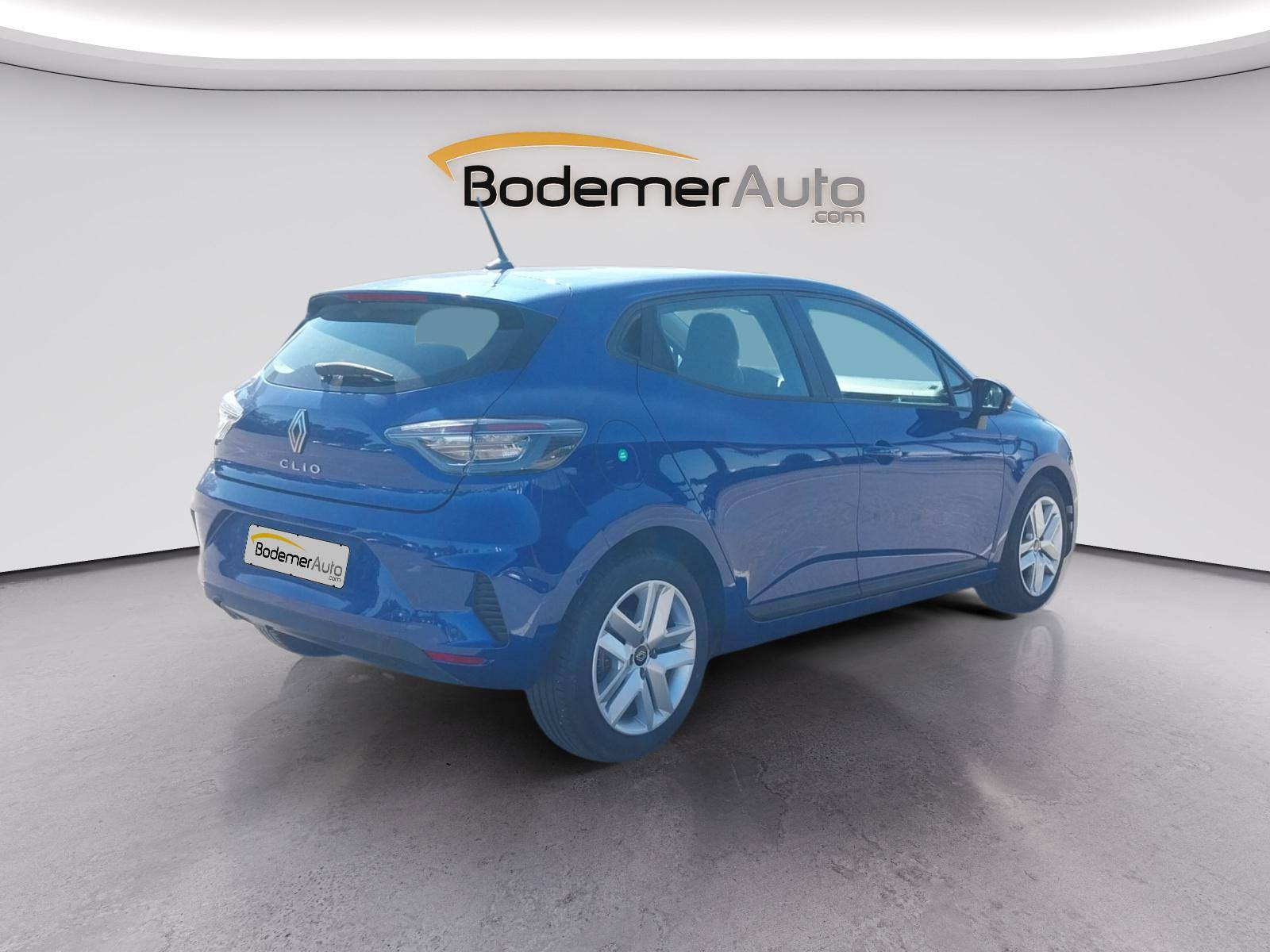 Vente en ligne Renault Clio 5 Clio TCe 90 au prix de 15 990 €