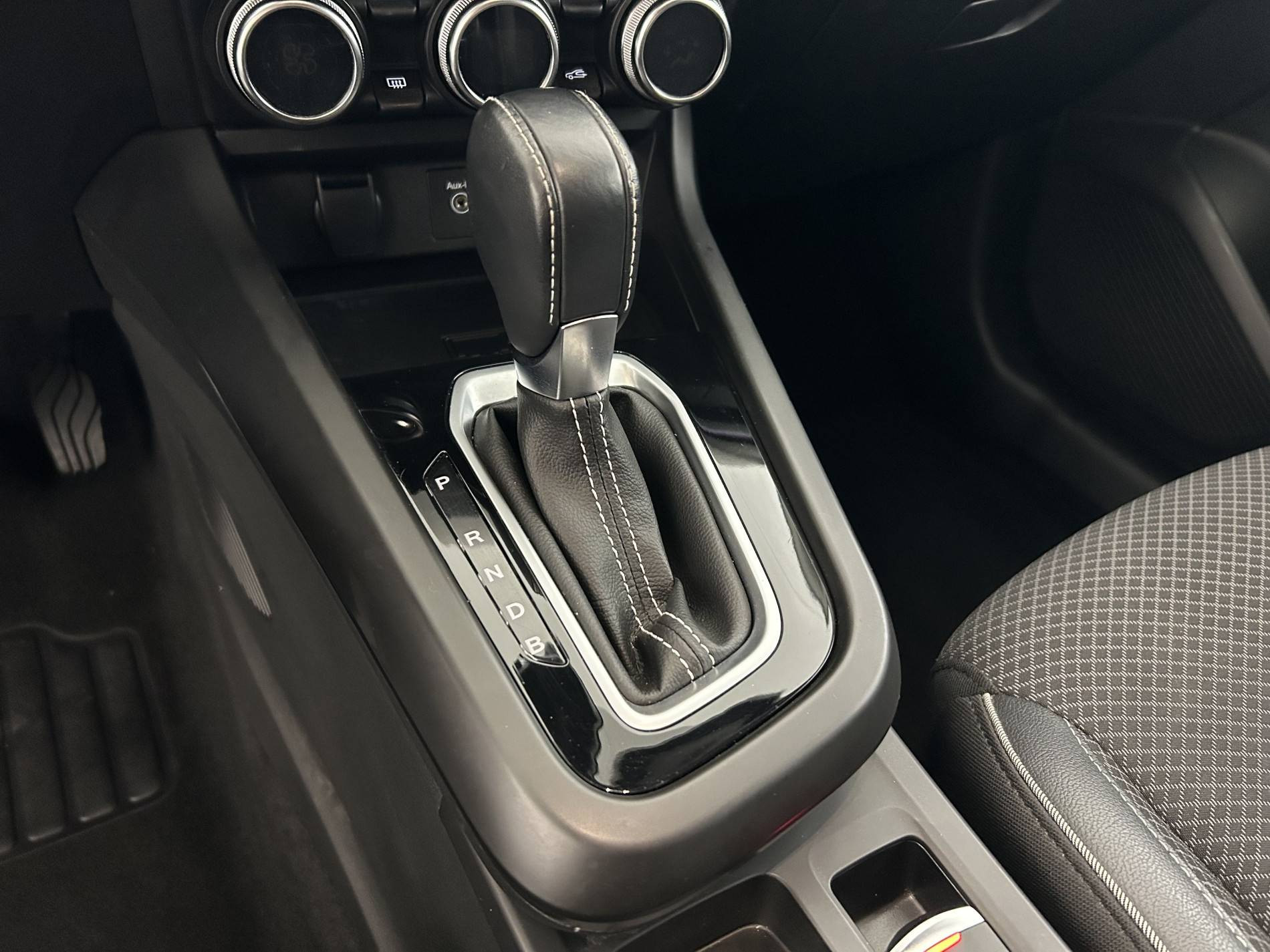 Vente en ligne Renault Arkana  E-Tech hybride 145 - 22 au prix de 21 890 €