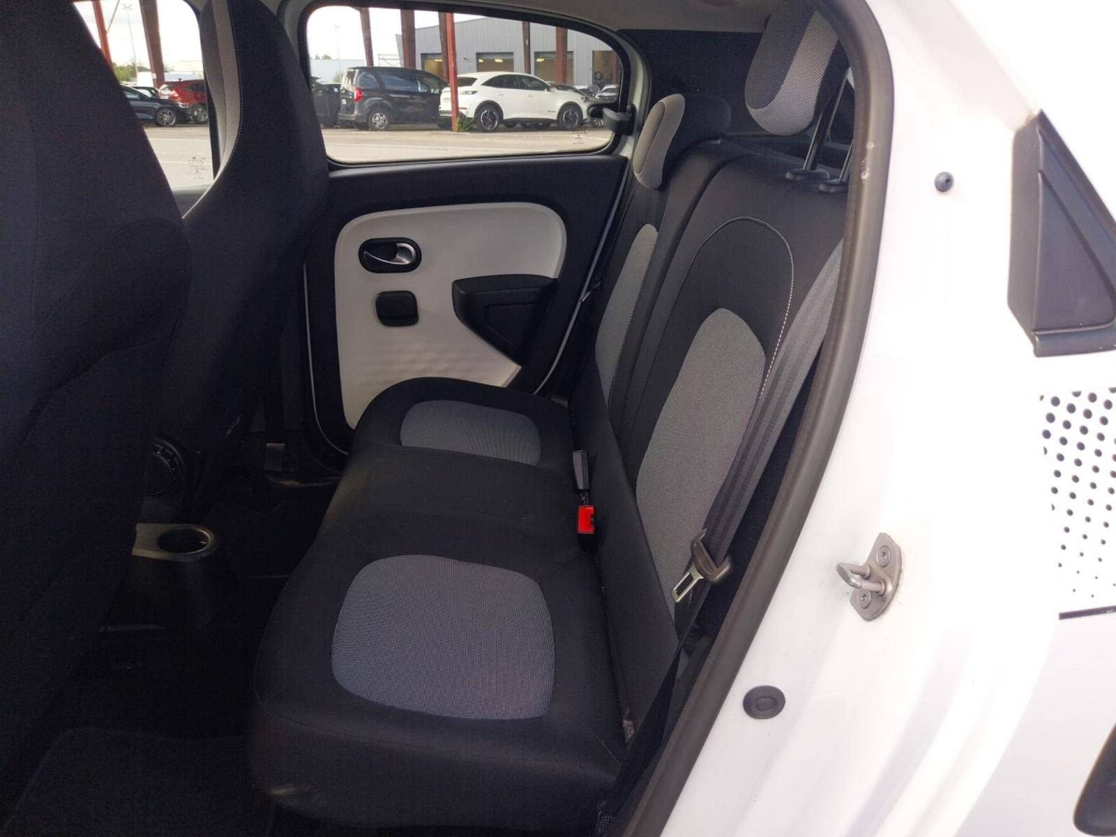 Vente en ligne Renault Twingo 3  SCe 65 - 21 au prix de 12 490 €