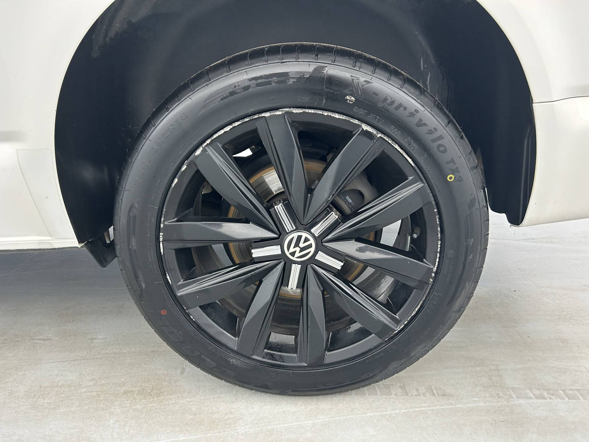 Vente en ligne Volkswagen Transporter  L1H1 2.0 TDI 110 BVM5 au prix de 22 690 €