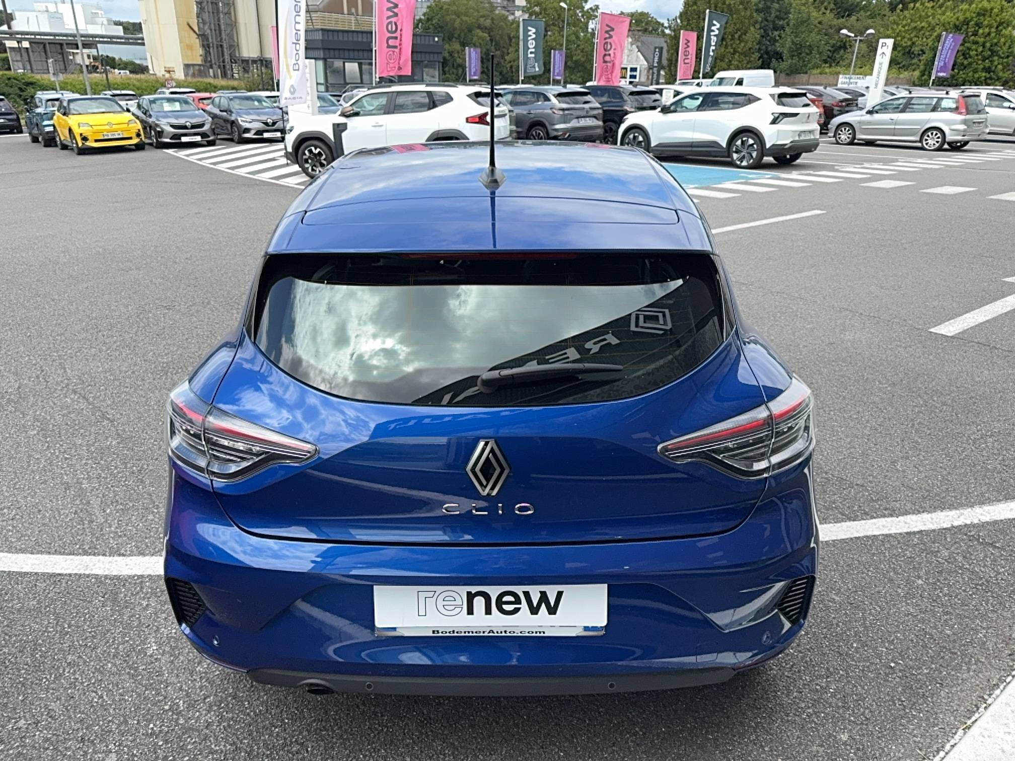 Vente en ligne Renault Clio 5 Clio TCe 90 ch GSR2 au prix de 16 990 €