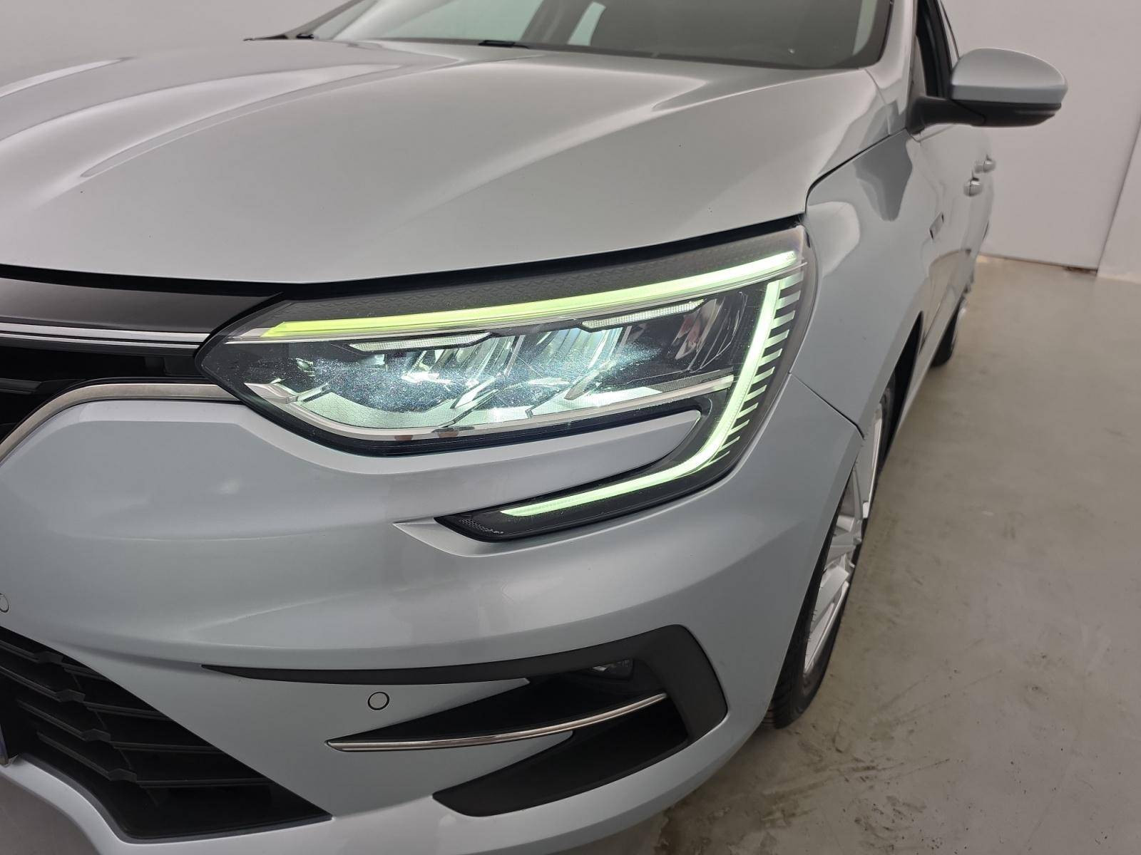 Vente en ligne Renault Megane 4 Mégane IV Berline Blue dCi 115 au prix de 13 990 €