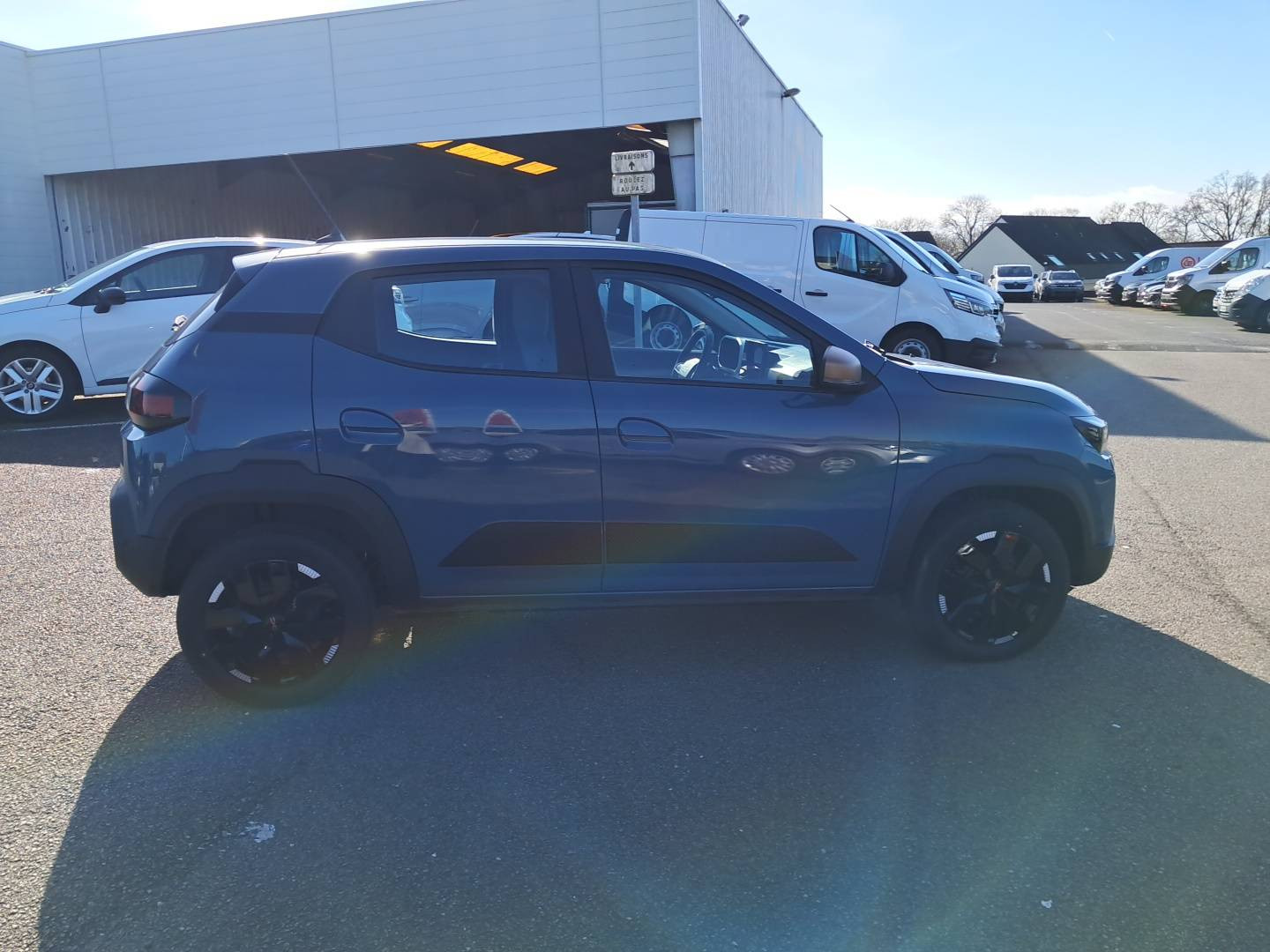 Vente en ligne Dacia Spring  electric 100 au prix de 18 990 €
