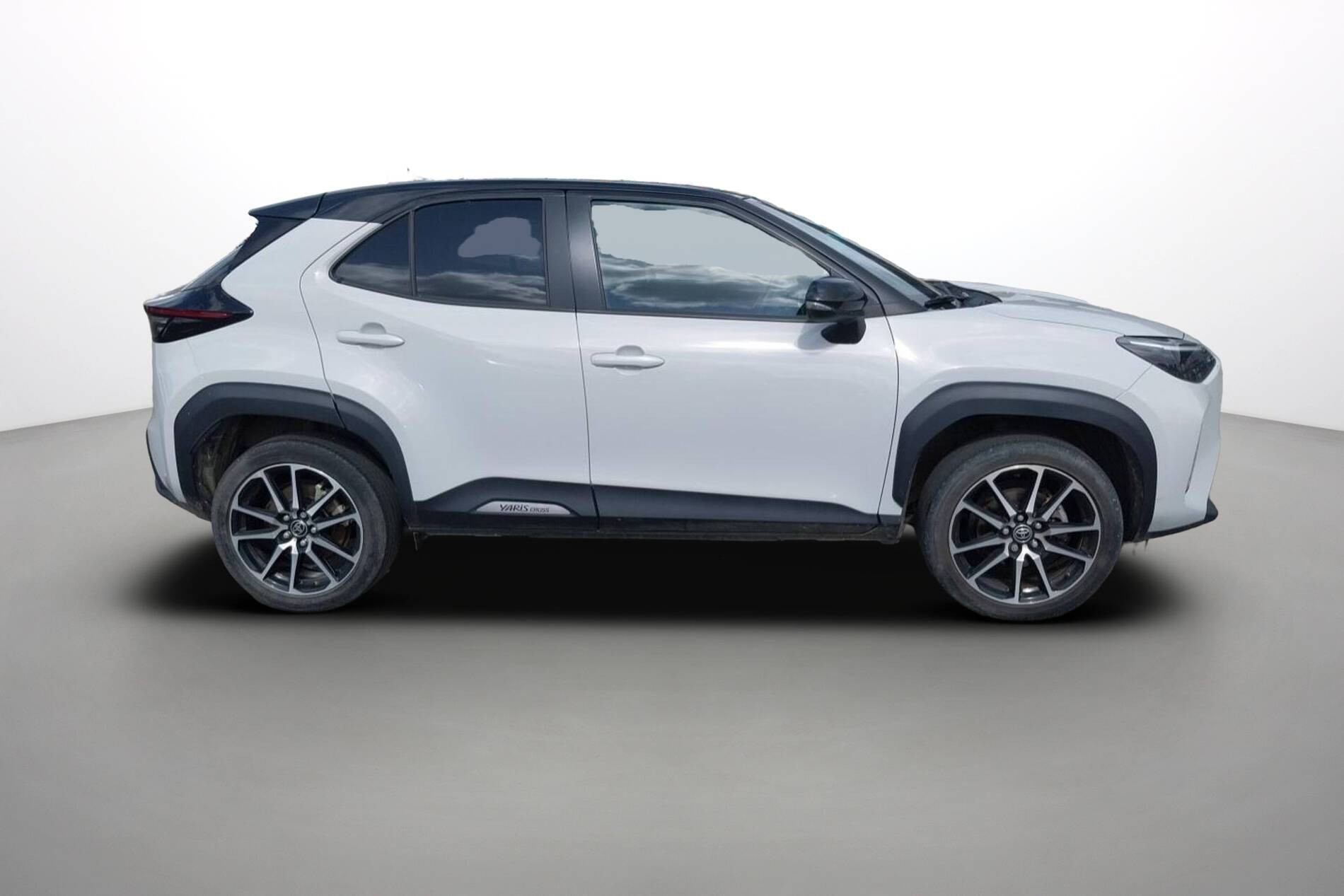 Vente en ligne Toyota Yaris Cross  116h 2WD au prix de 24 990 €