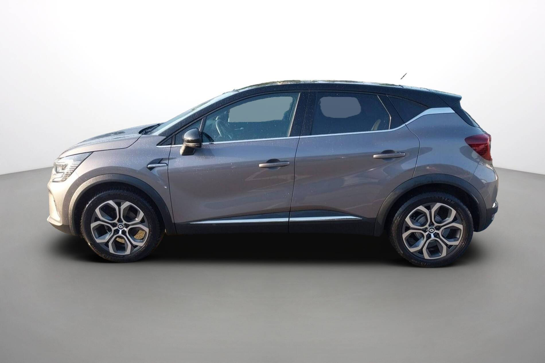 Vente en ligne Renault Captur  TCe 140 - 21 au prix de 16 890 €