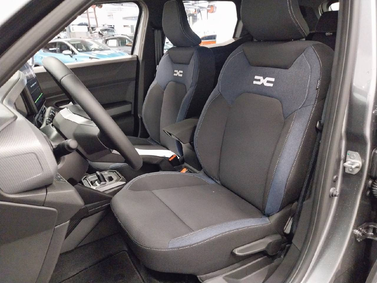 Vente en ligne Dacia Duster  Hybrid 155 au prix de 28 500 €