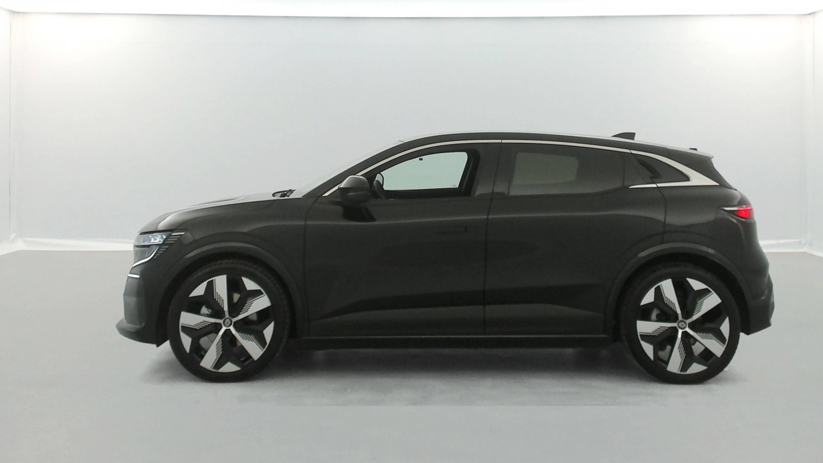 Vente en ligne Renault Megane E-Tech  220 ch autonomie confort GSR2 au prix de 30 490 €