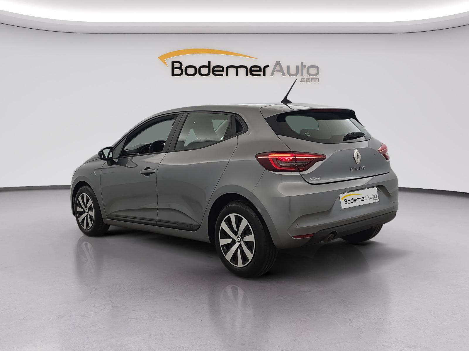 Vente en ligne Renault Clio 5 Clio TCe 90 au prix de 12 990 €