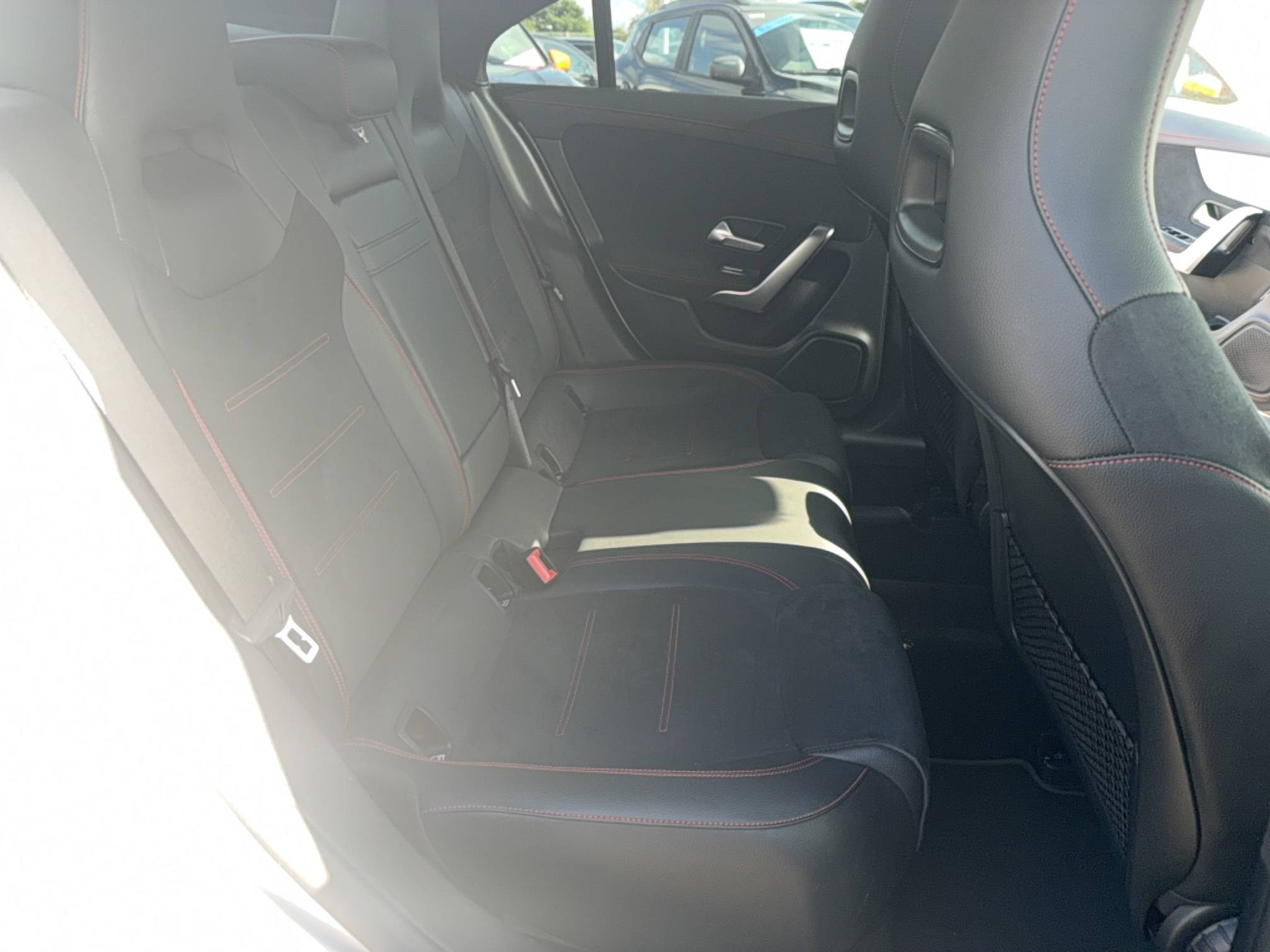 Vente en ligne Mercedes CLA Shooting Brake CLA Coupé 180 d 8G-DCT au prix de 25 990 €