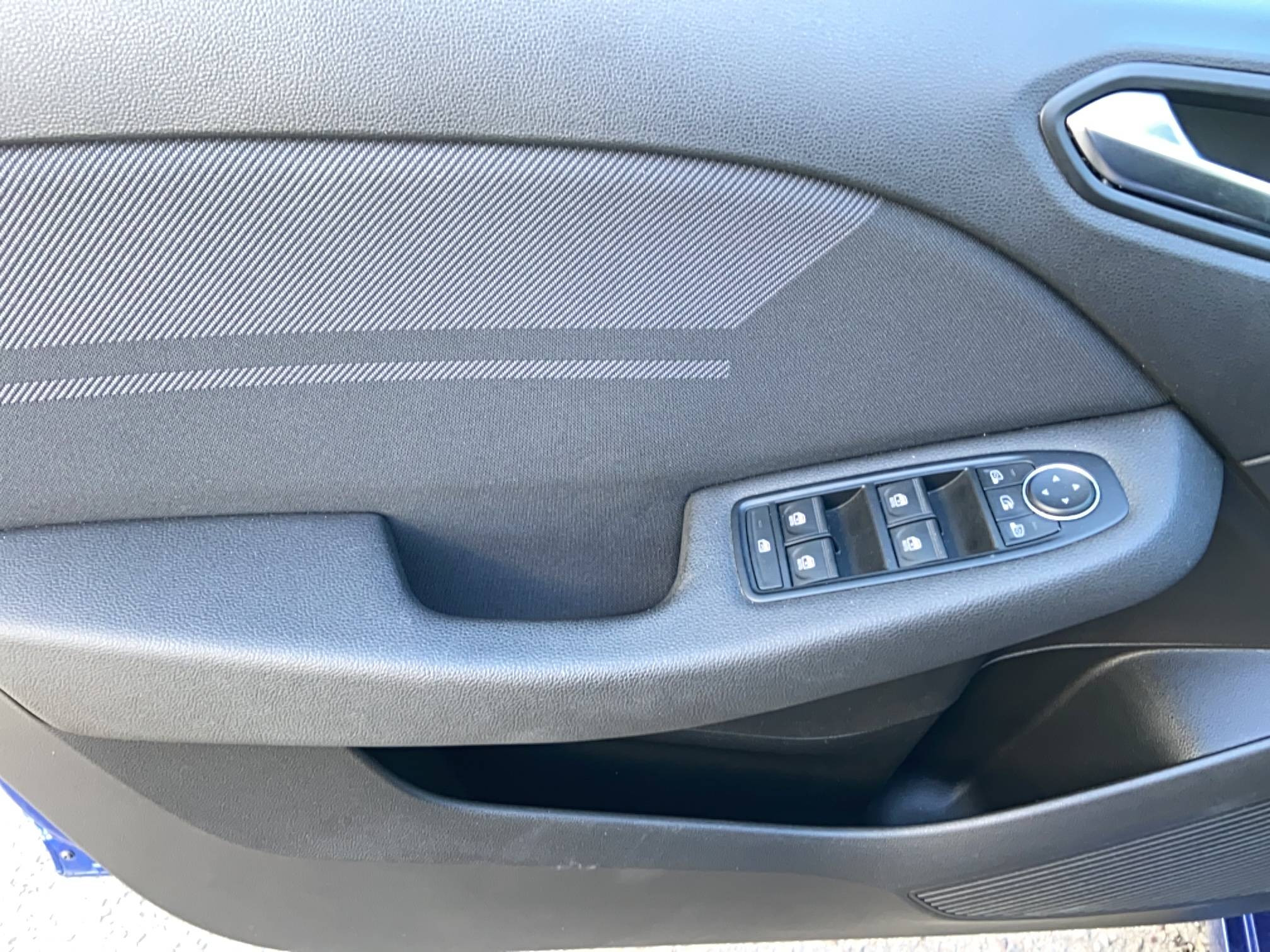 Vente en ligne Renault Clio 5 Clio E-Tech full hybrid 145 au prix de 20 490 €