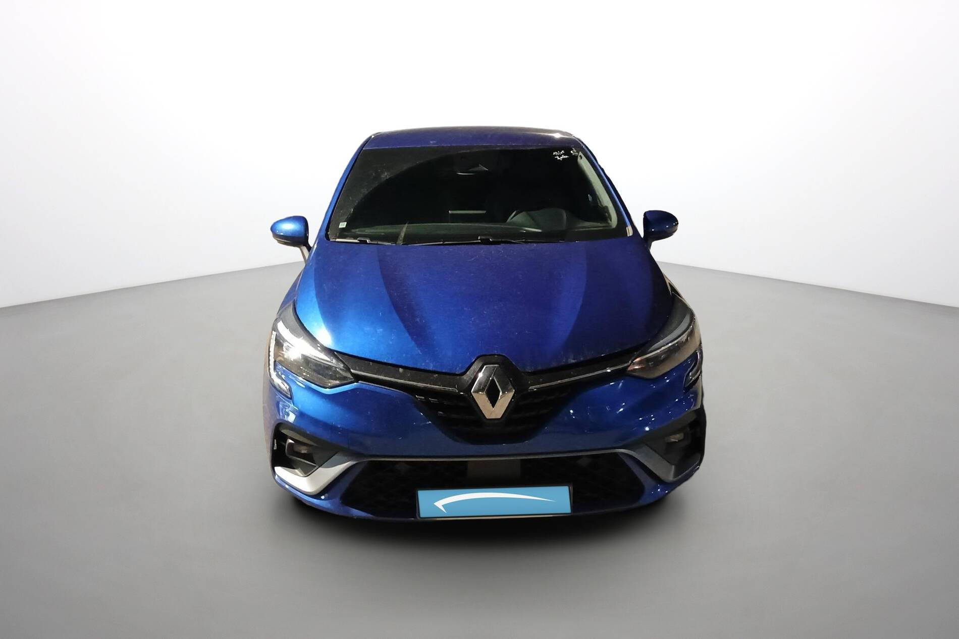Vente en ligne Renault Clio 5 Clio E-Tech 140 - 21N au prix de 17 990 €