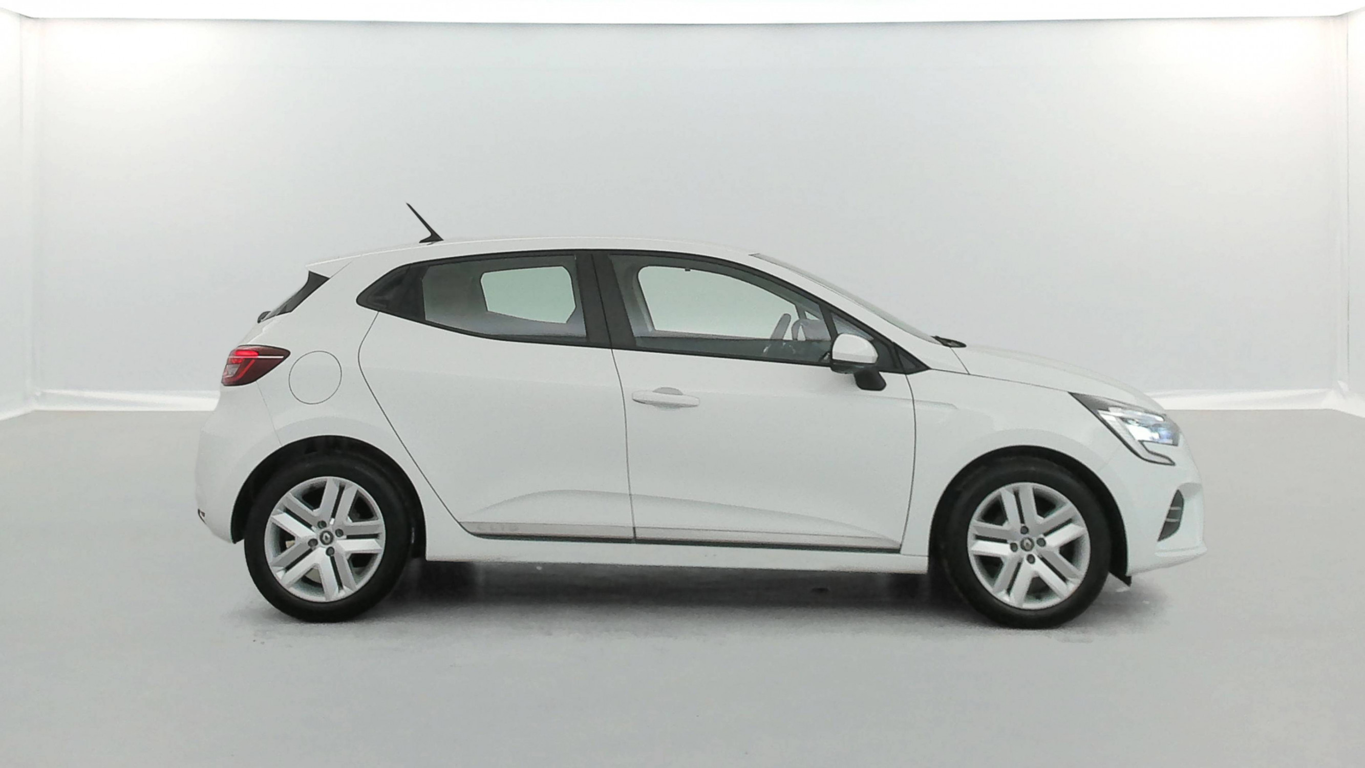 Vente en ligne Renault Clio 5 Clio SCe 75 au prix de 11 990 €