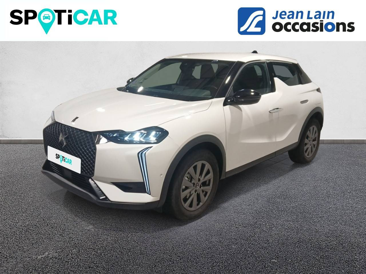 Vente en ligne DS DS 3 DS 3 PureTech 130 EAT8 Bastille de 2023 au prix de 21 474 €