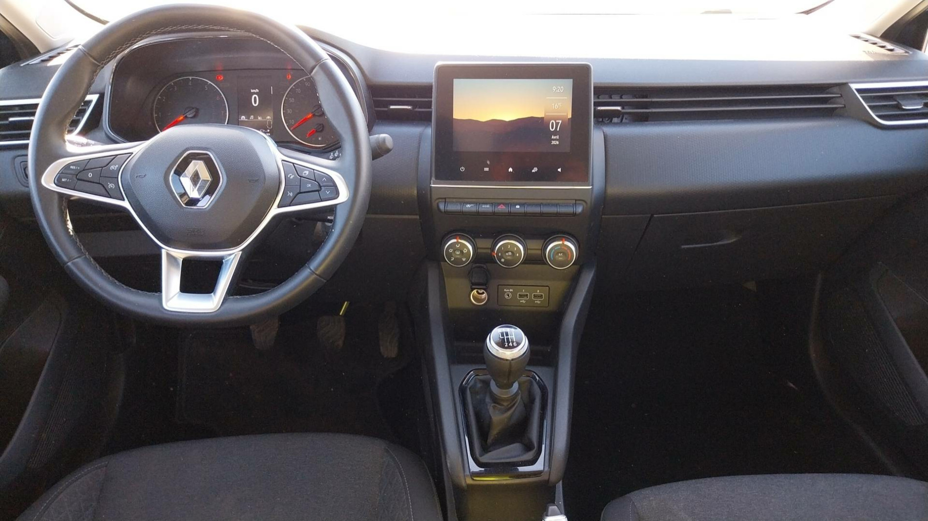 Vente en ligne Renault Clio 5 Clio TCe 90 au prix de 13 980 €