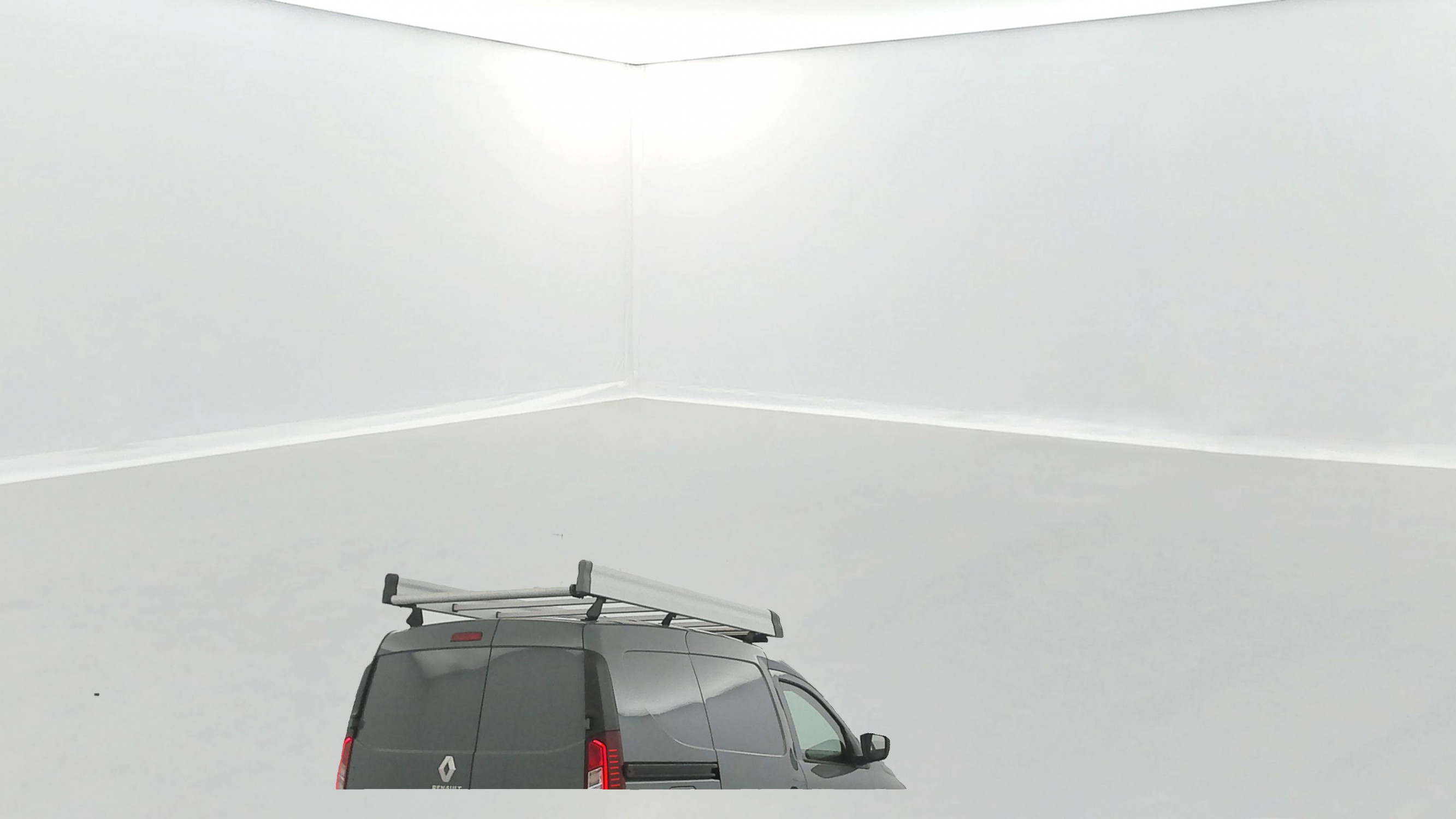 Vente en ligne Renault Express Van  BLUE DCI 95 au prix de 13 590 €