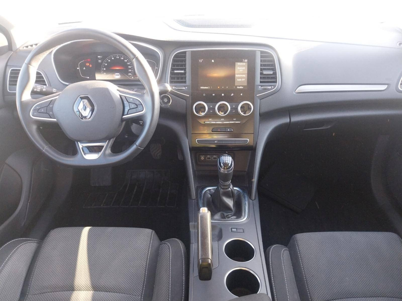 Vente en ligne Renault Megane 4  TCe 140 au prix de 15 790 €