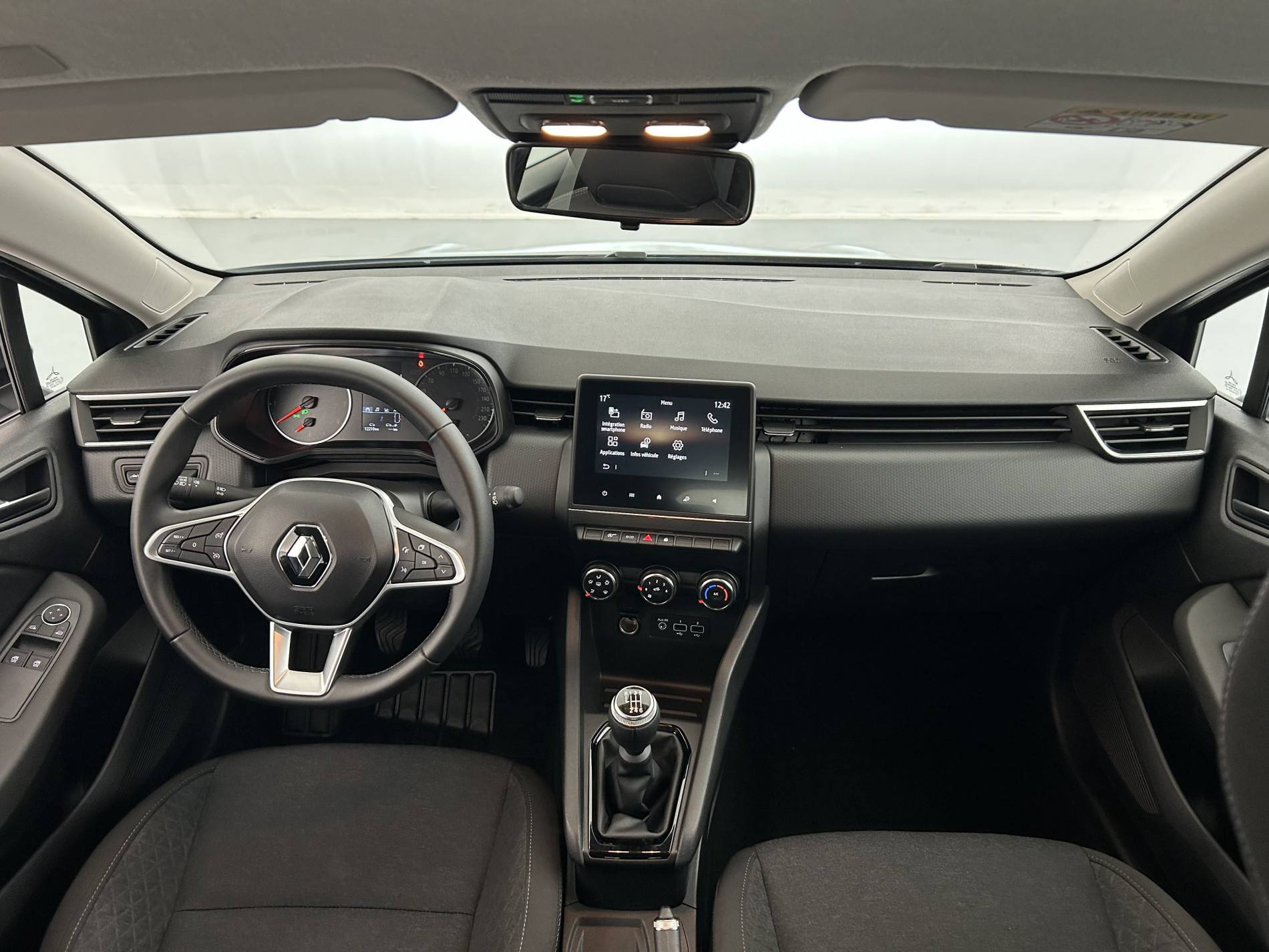 Vente en ligne Renault Clio 5 Clio TCe 90 au prix de 14 200 €